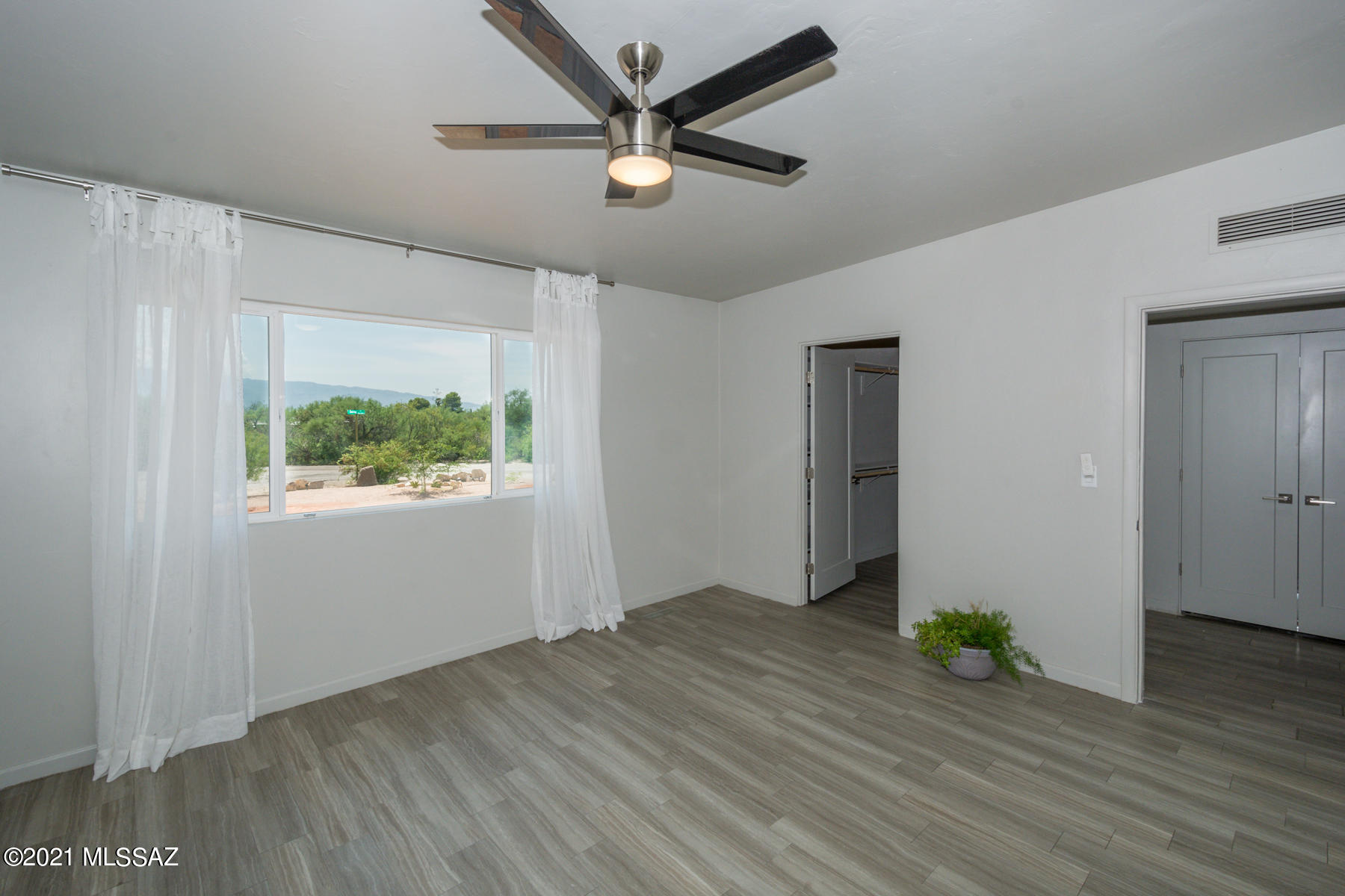 Hidden Valley (52-127) - Residential