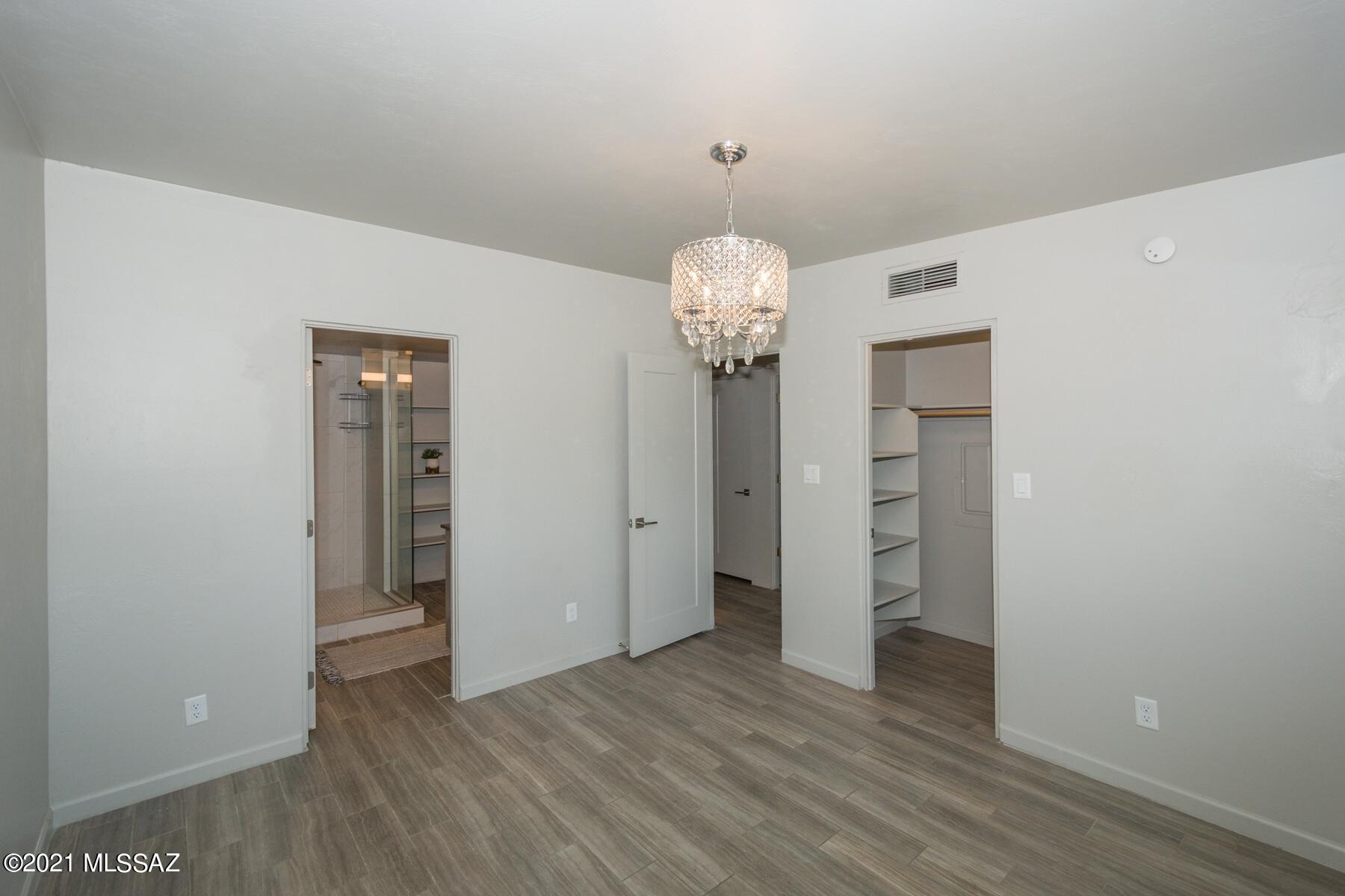 Hidden Valley (52-127) - Residential
