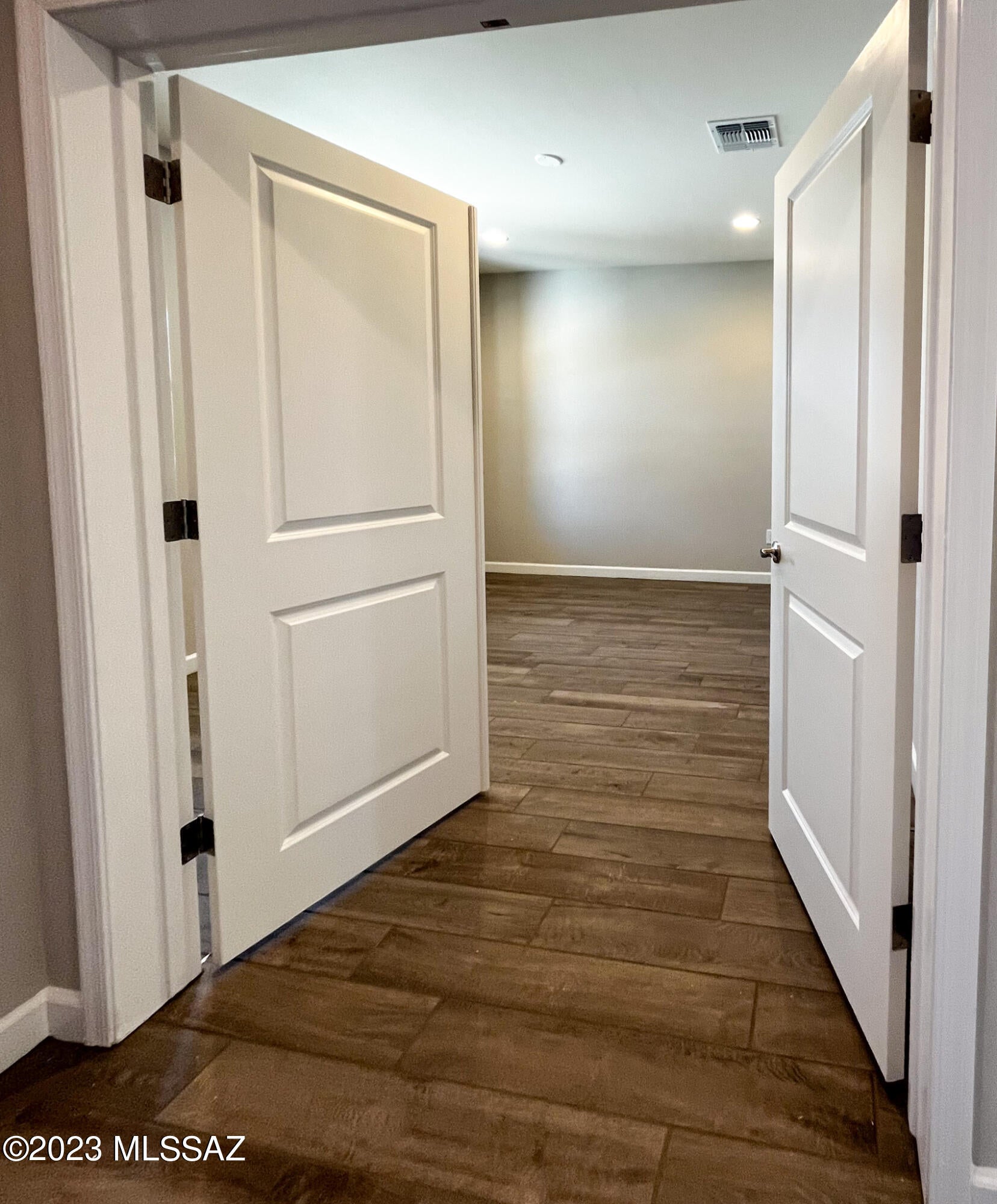 Rancho Del Lago (101-206) - Residential Lease