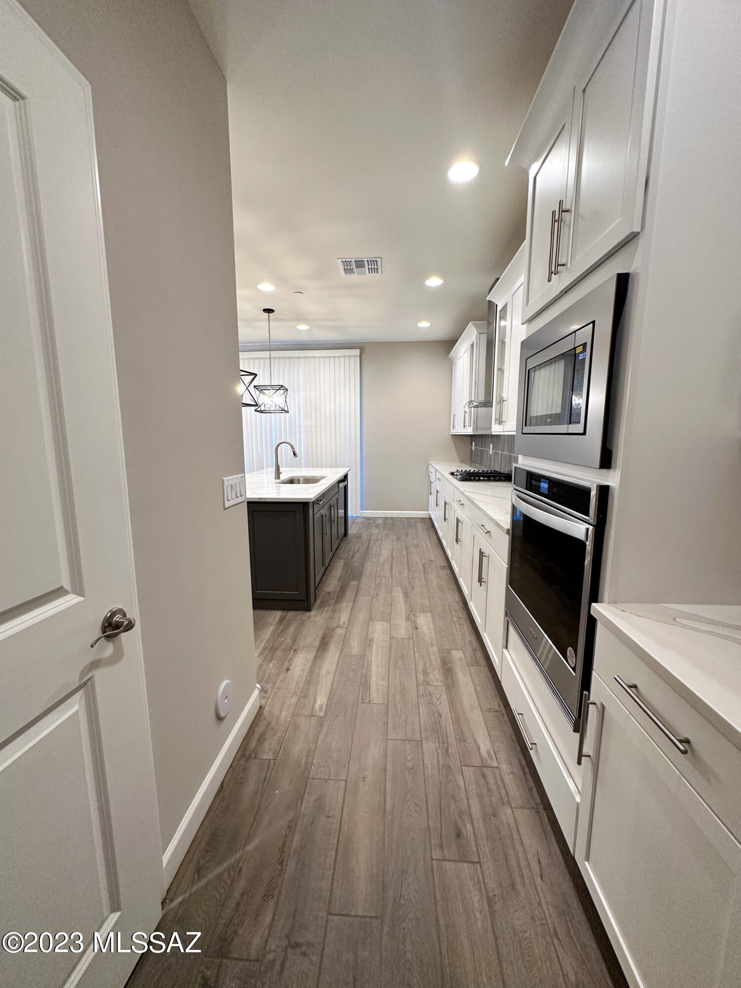 Rancho Del Lago (101-206) - Residential Lease