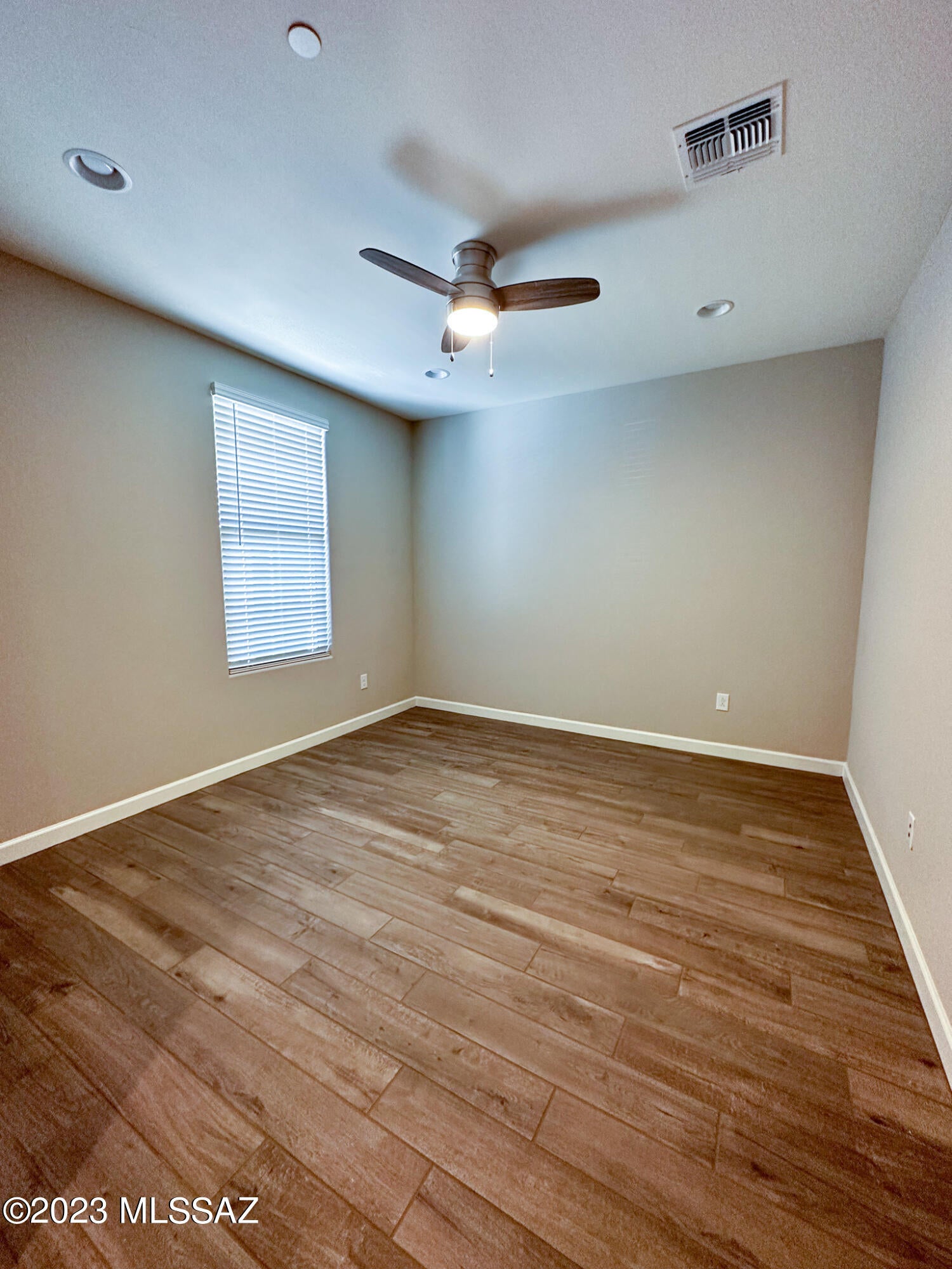 Rancho Del Lago (101-206) - Residential Lease