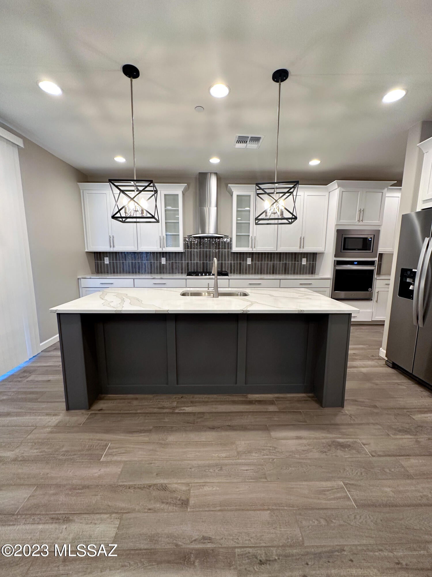 Rancho Del Lago (101-206) - Residential Lease