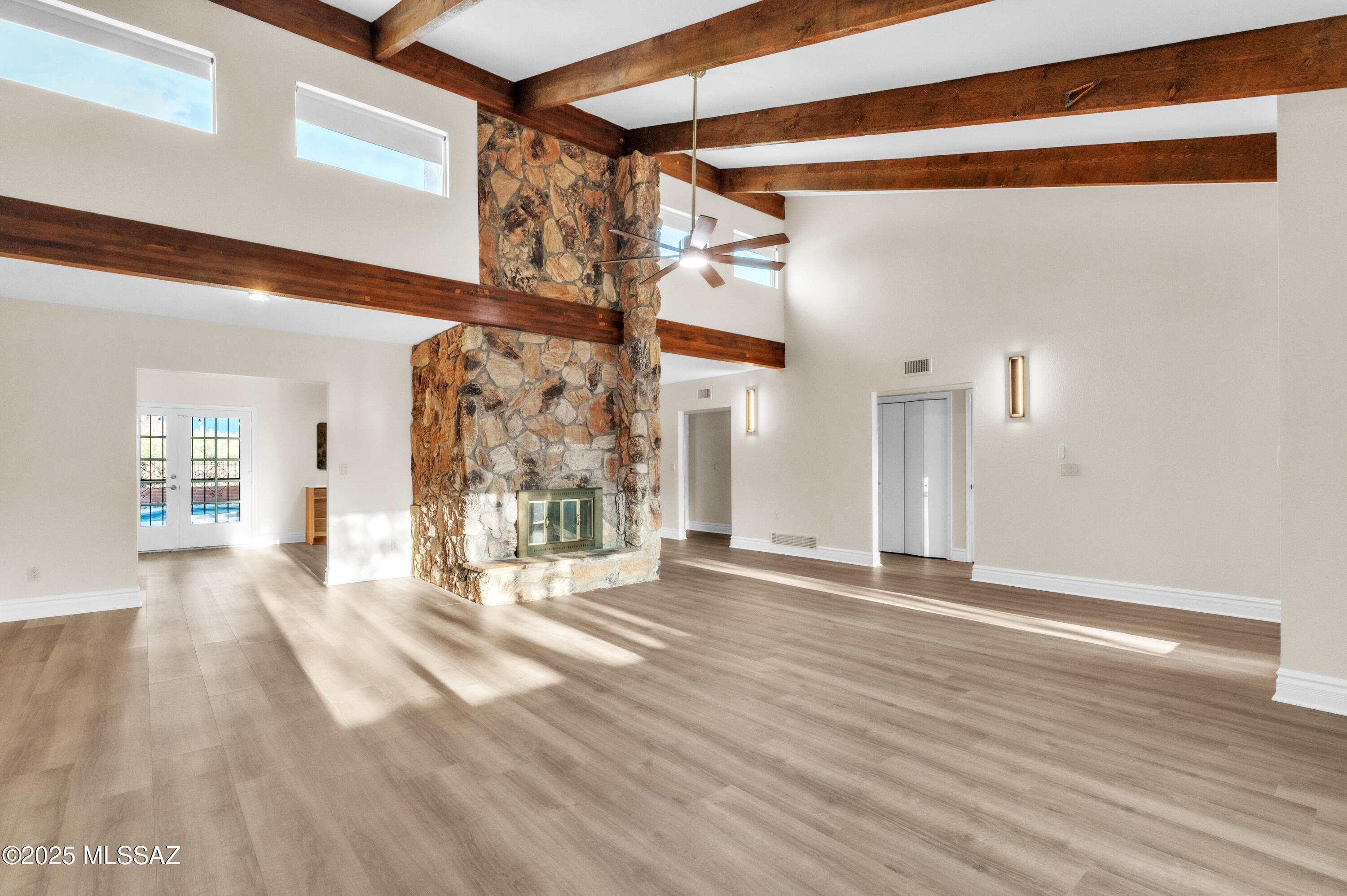 Catalina Madre (1-70) - Residential