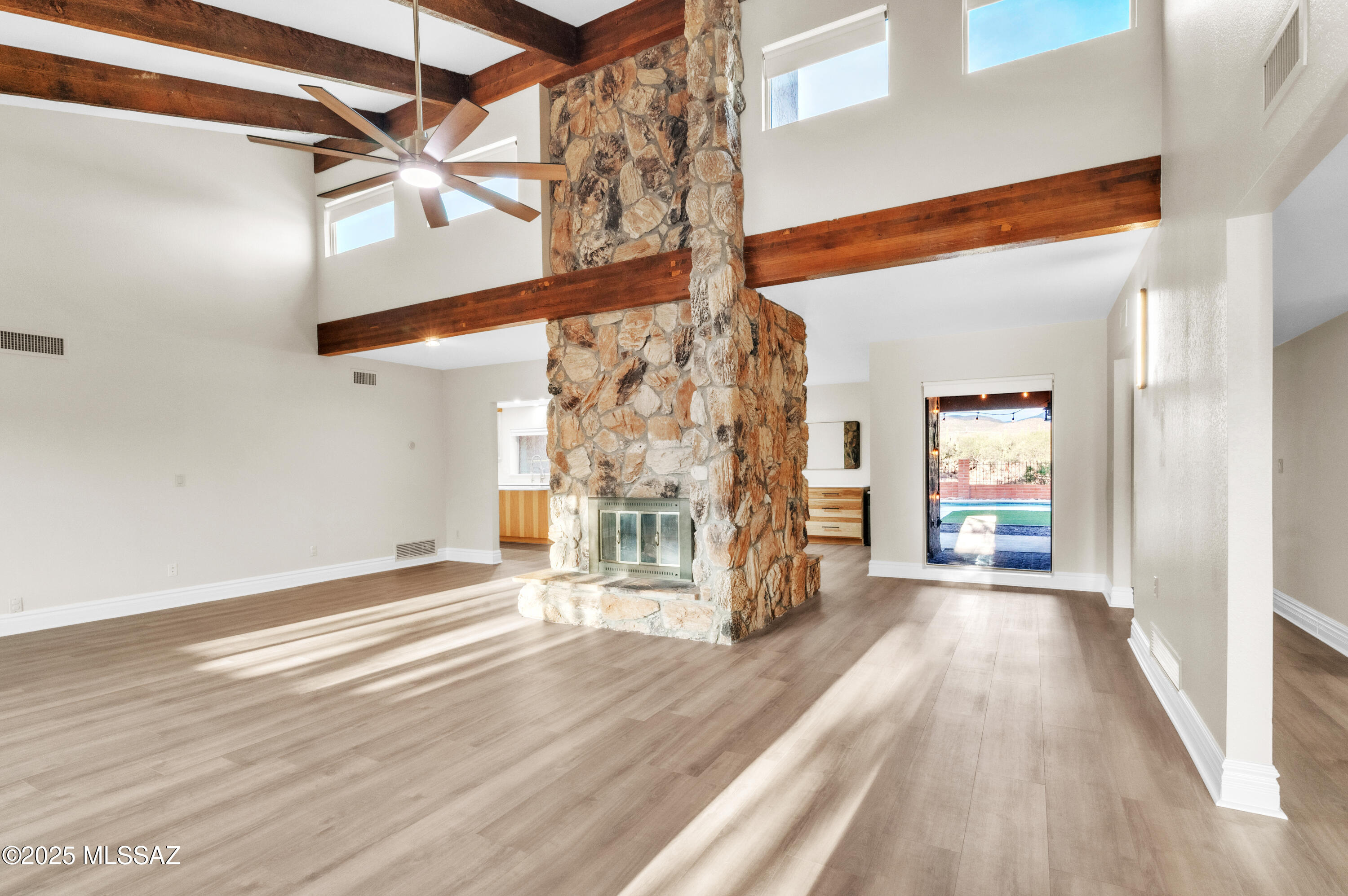 Catalina Madre (1-70) - Residential