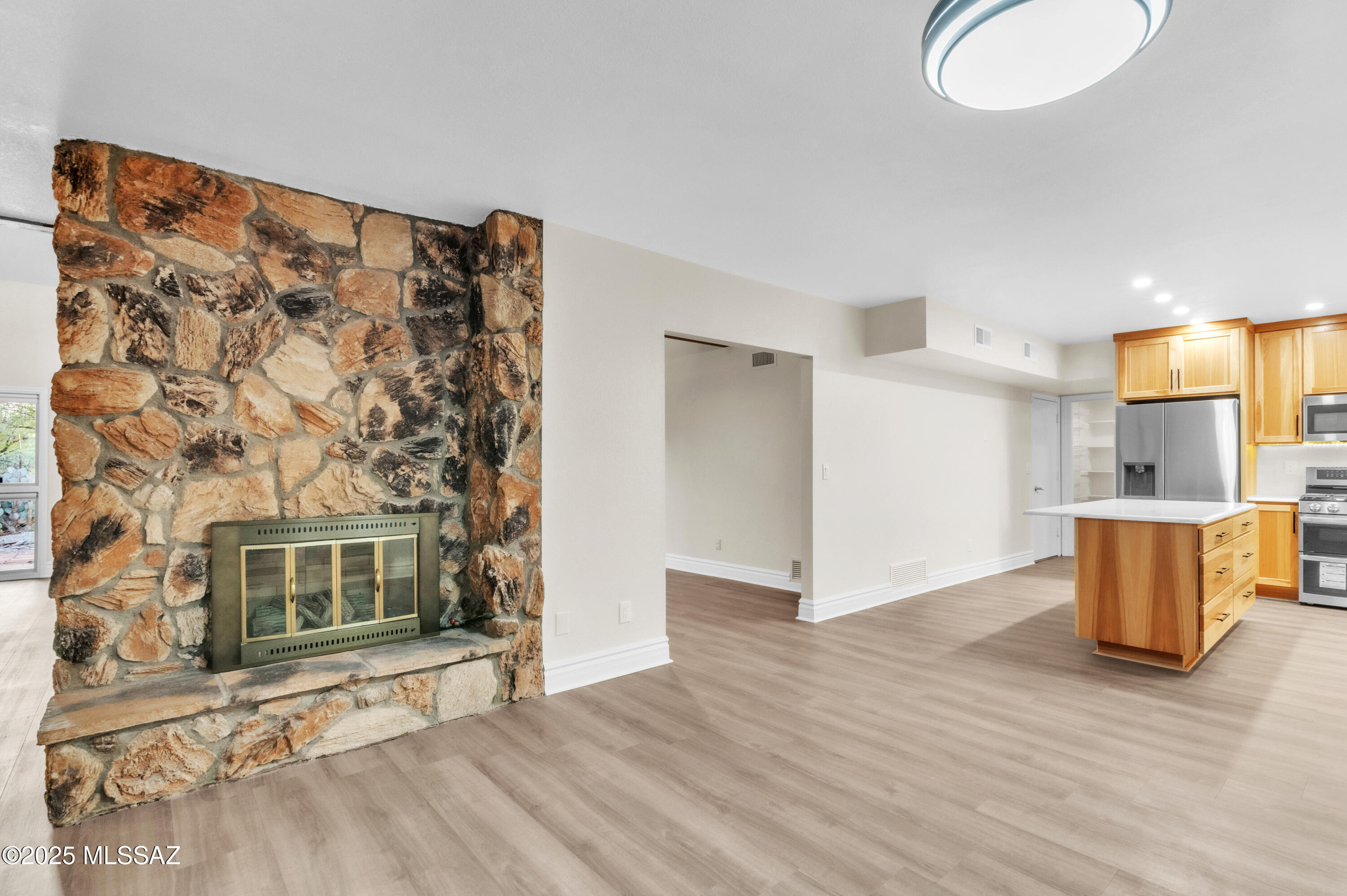 Catalina Madre (1-70) - Residential