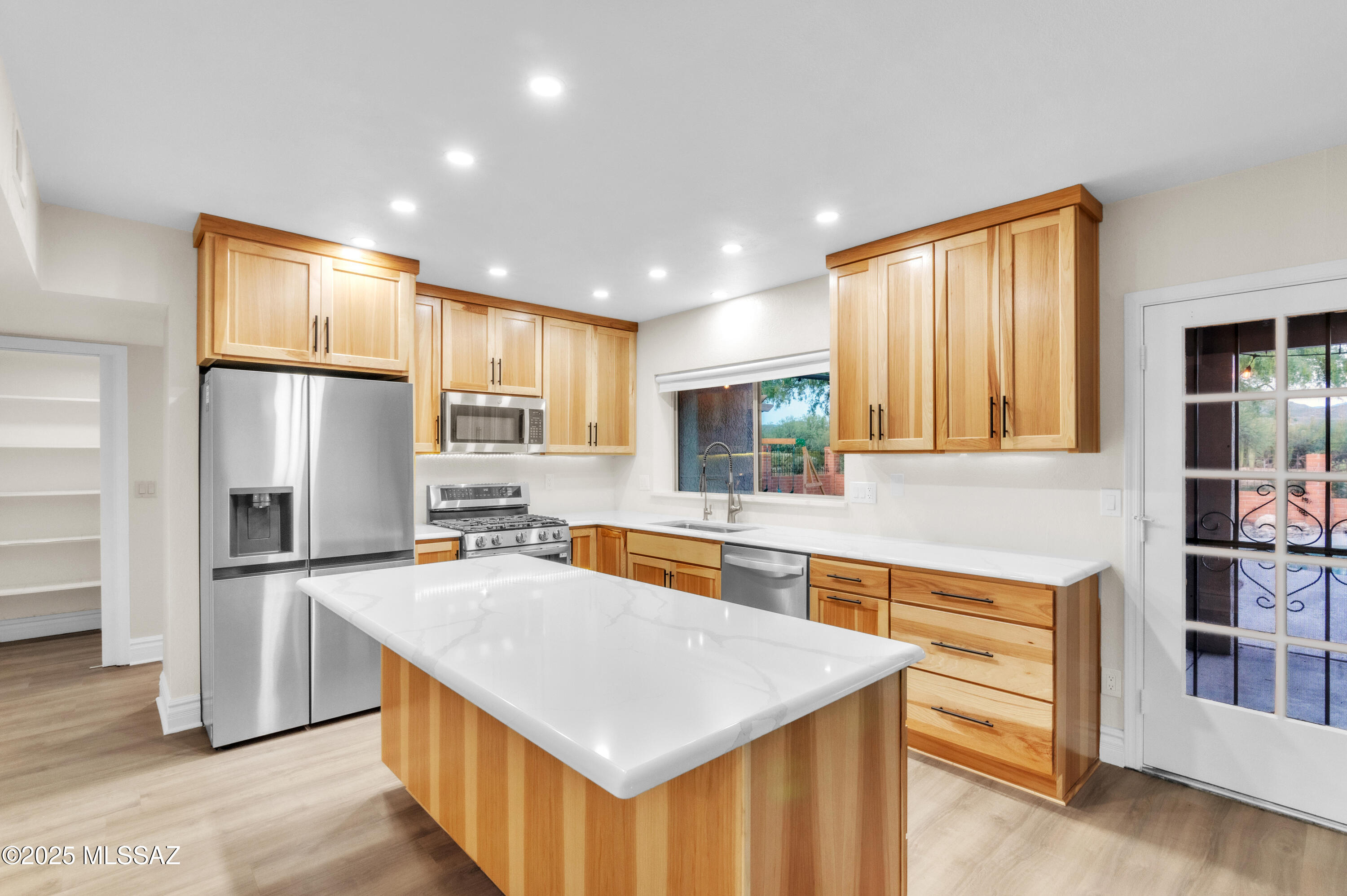 Catalina Madre (1-70) - Residential