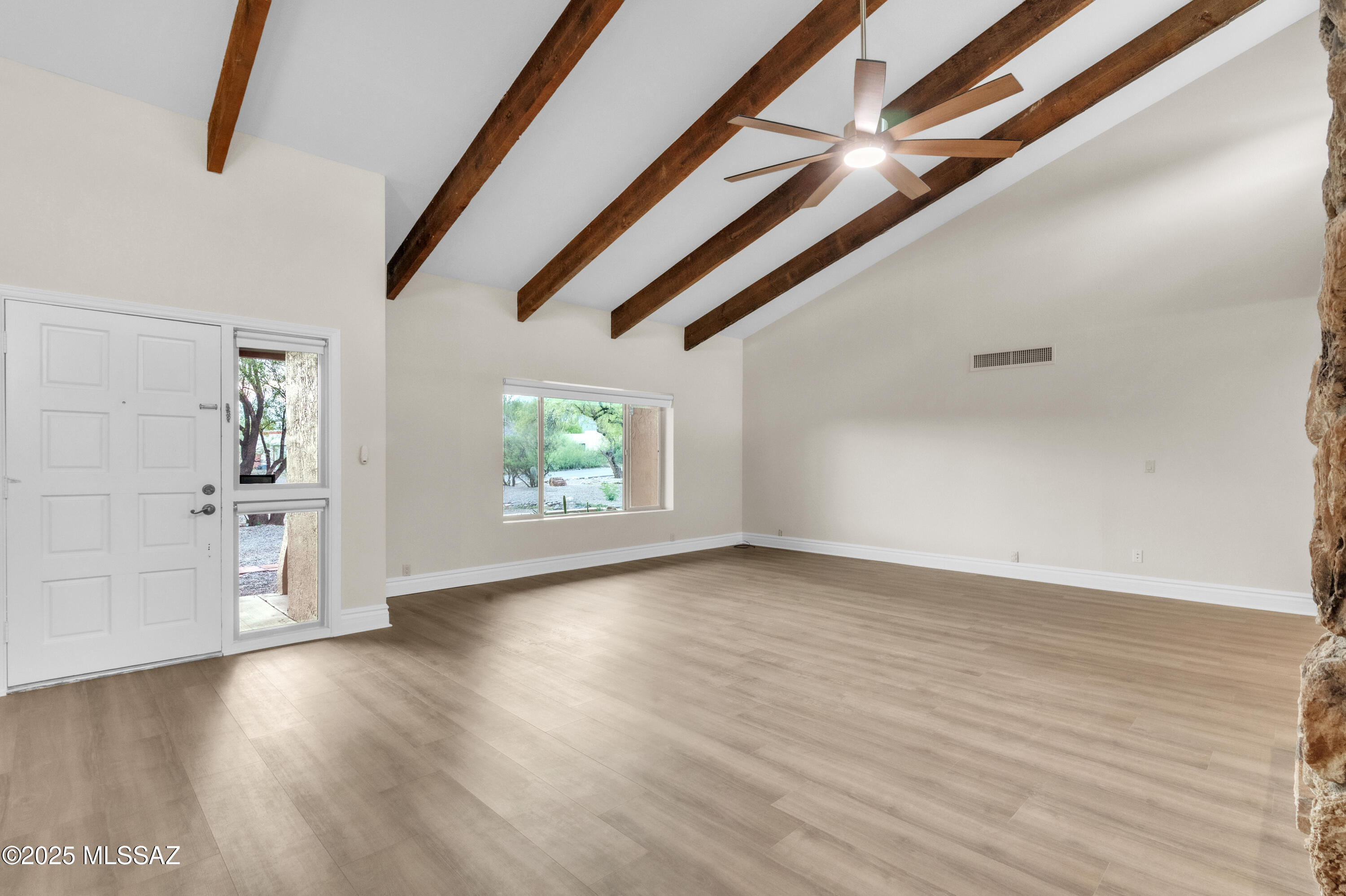 Catalina Madre (1-70) - Residential