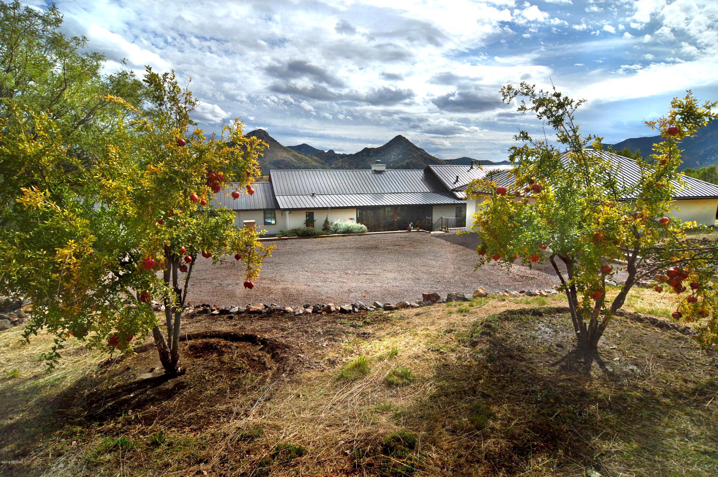 Rail X Ranch Est - Residential