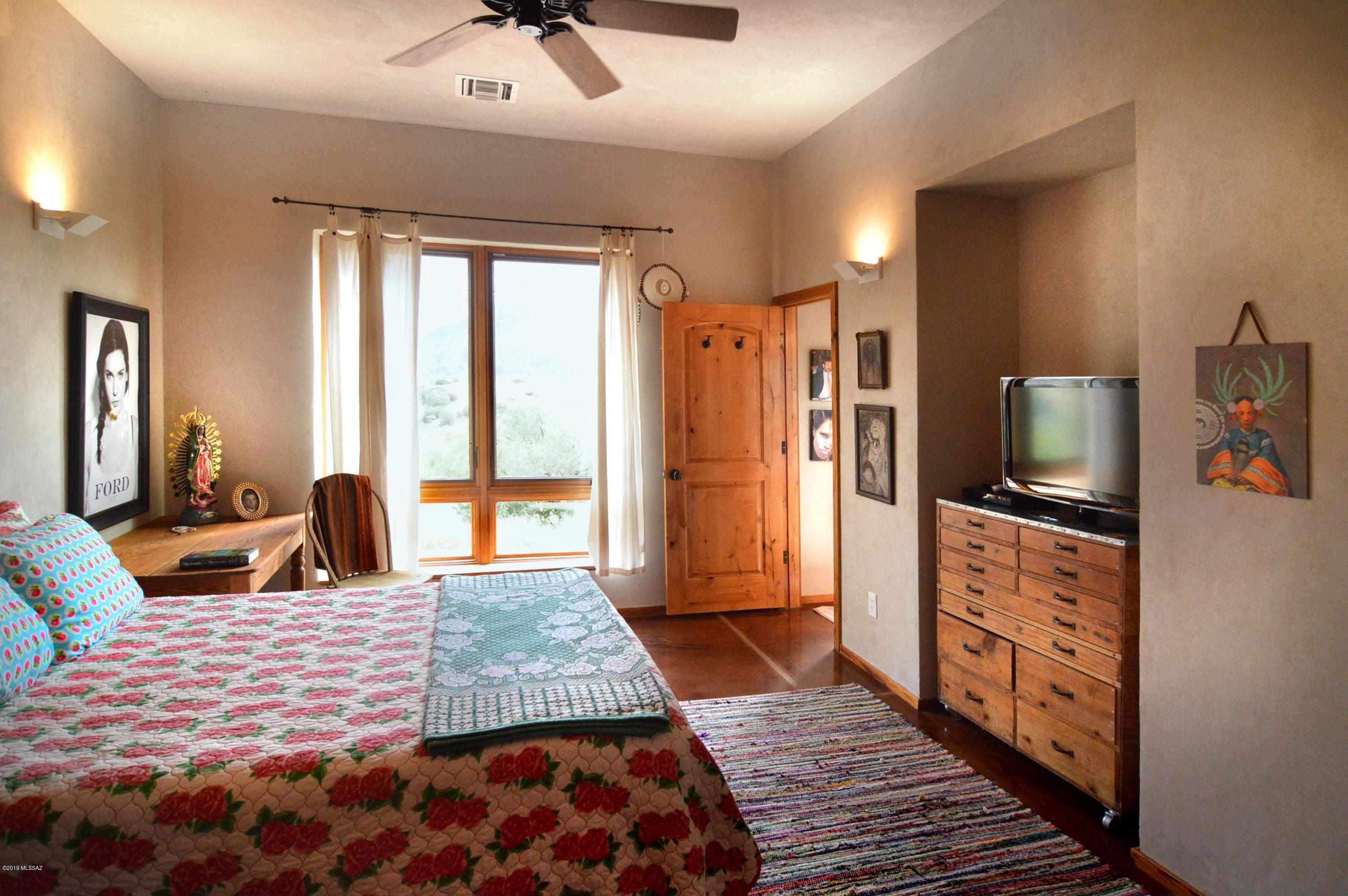 Rail X Ranch Est - Residential