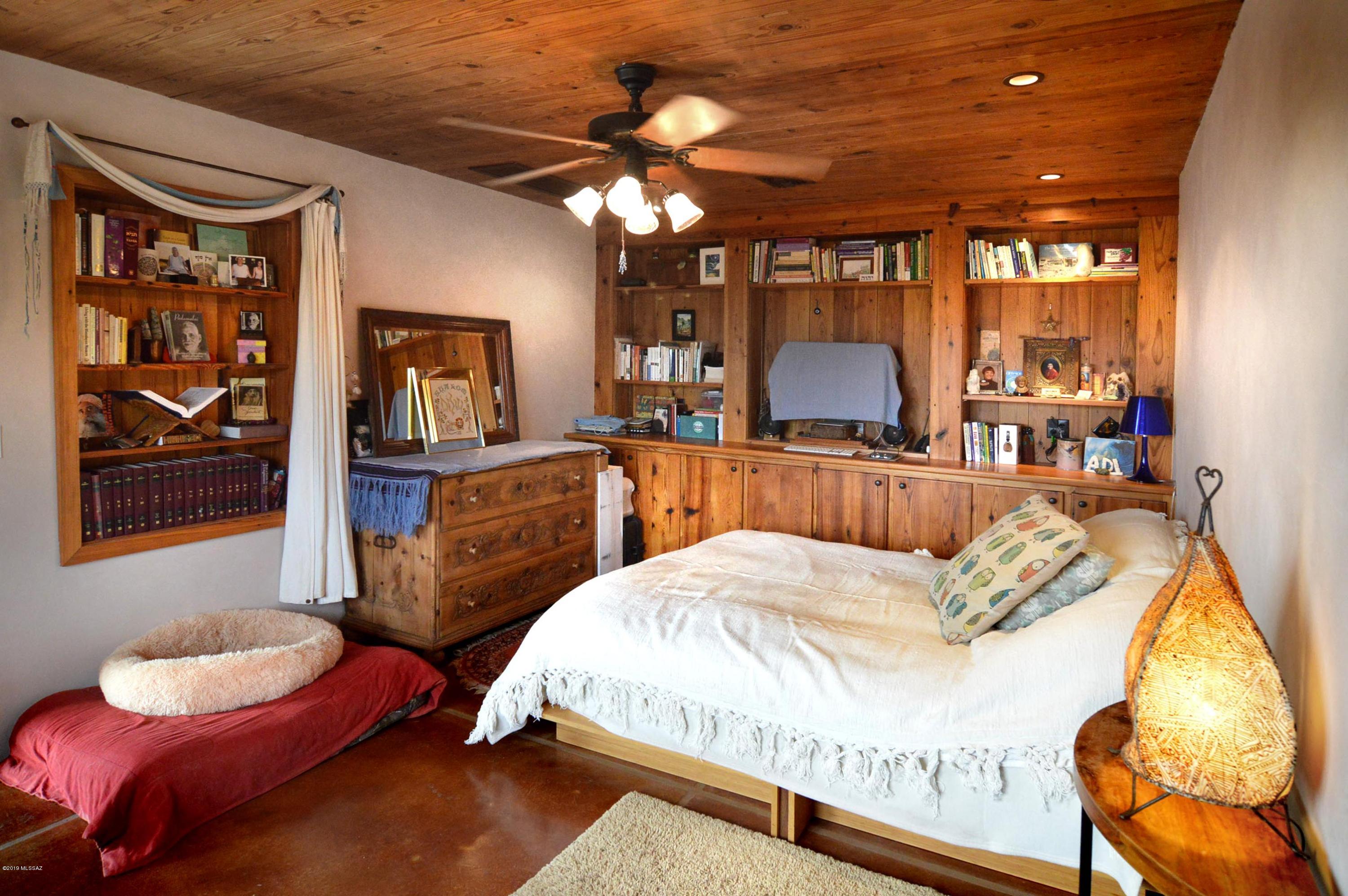 Rail X Ranch Est - Residential
