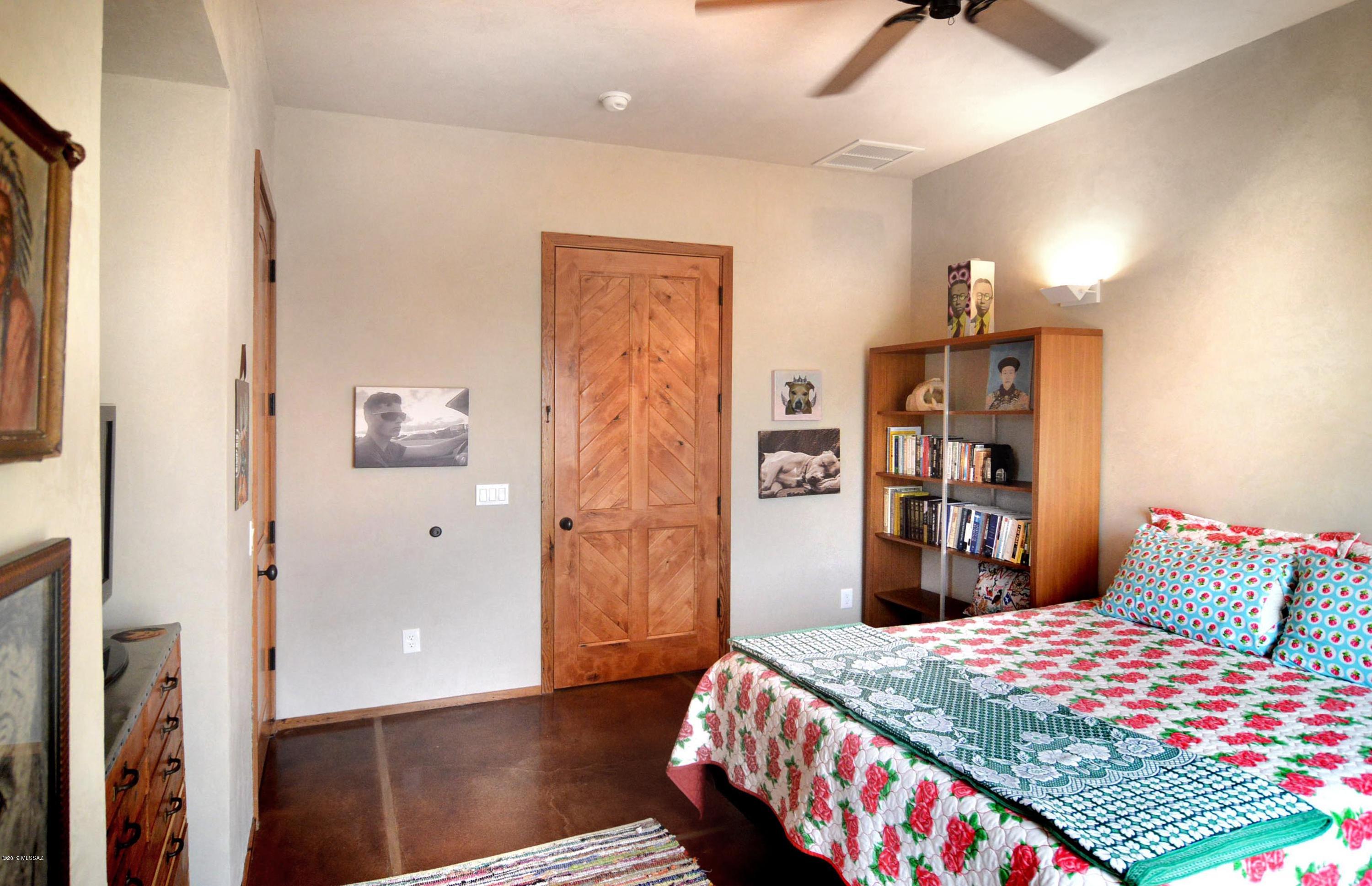Rail X Ranch Est - Residential