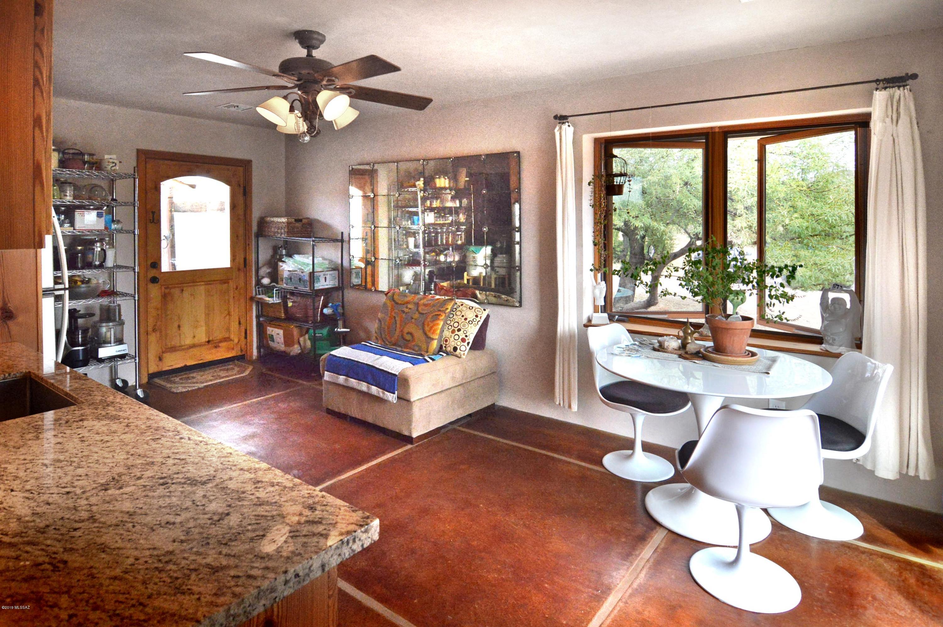 Rail X Ranch Est - Residential