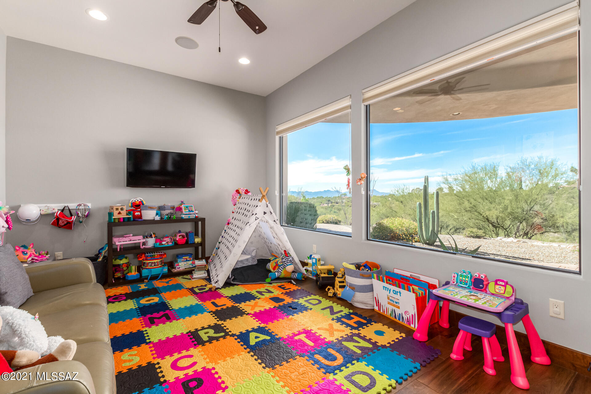 Catalina Foothills Estates NO. 3 - Residential