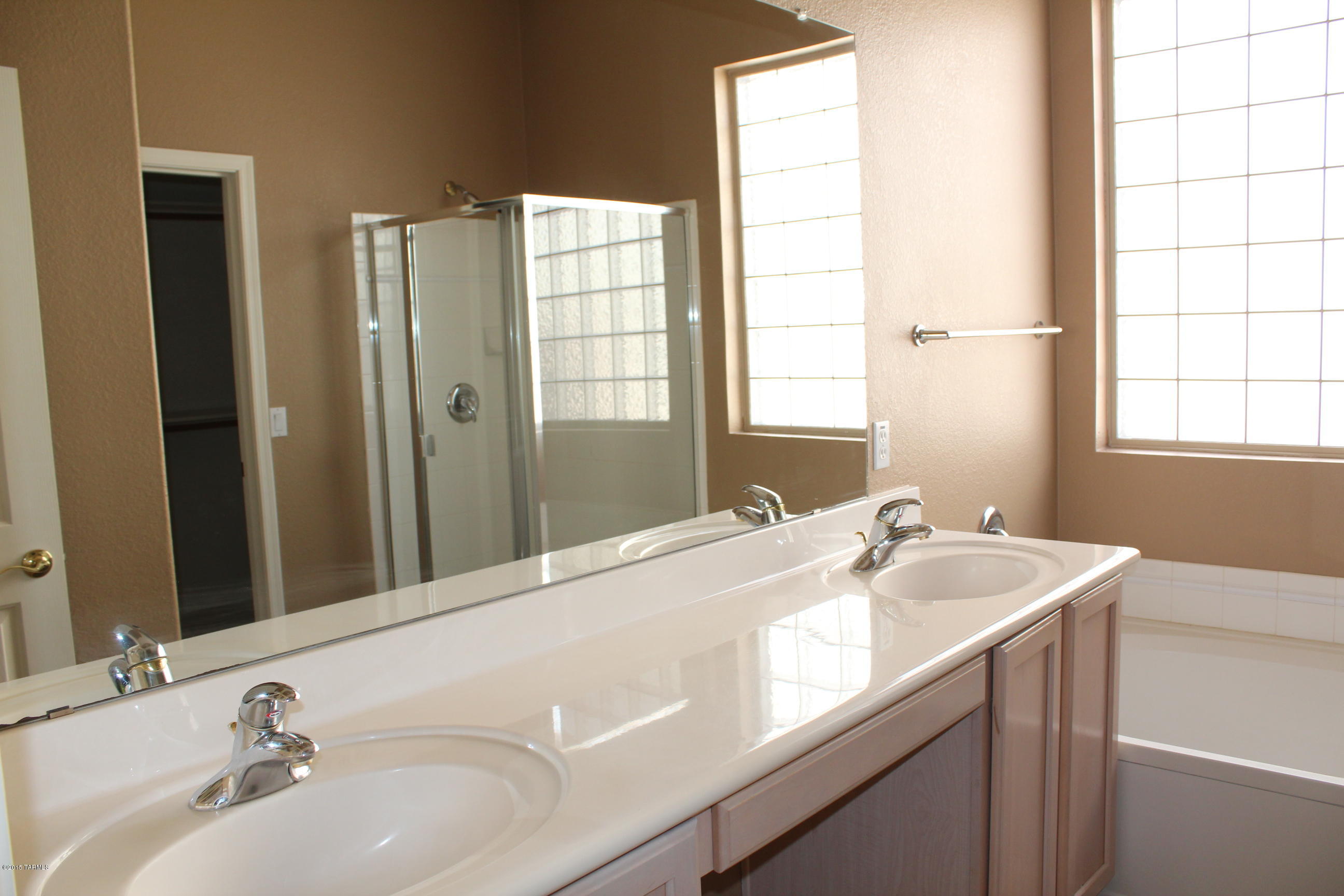 Desert Traditions II (49-120) - Residential Lease