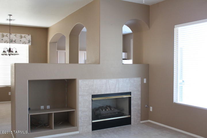 Desert Traditions II (49-120) - Residential Lease