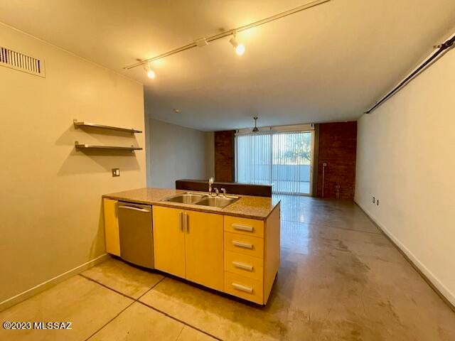 Ice House Lofts Units 1-51 - Residential Lease