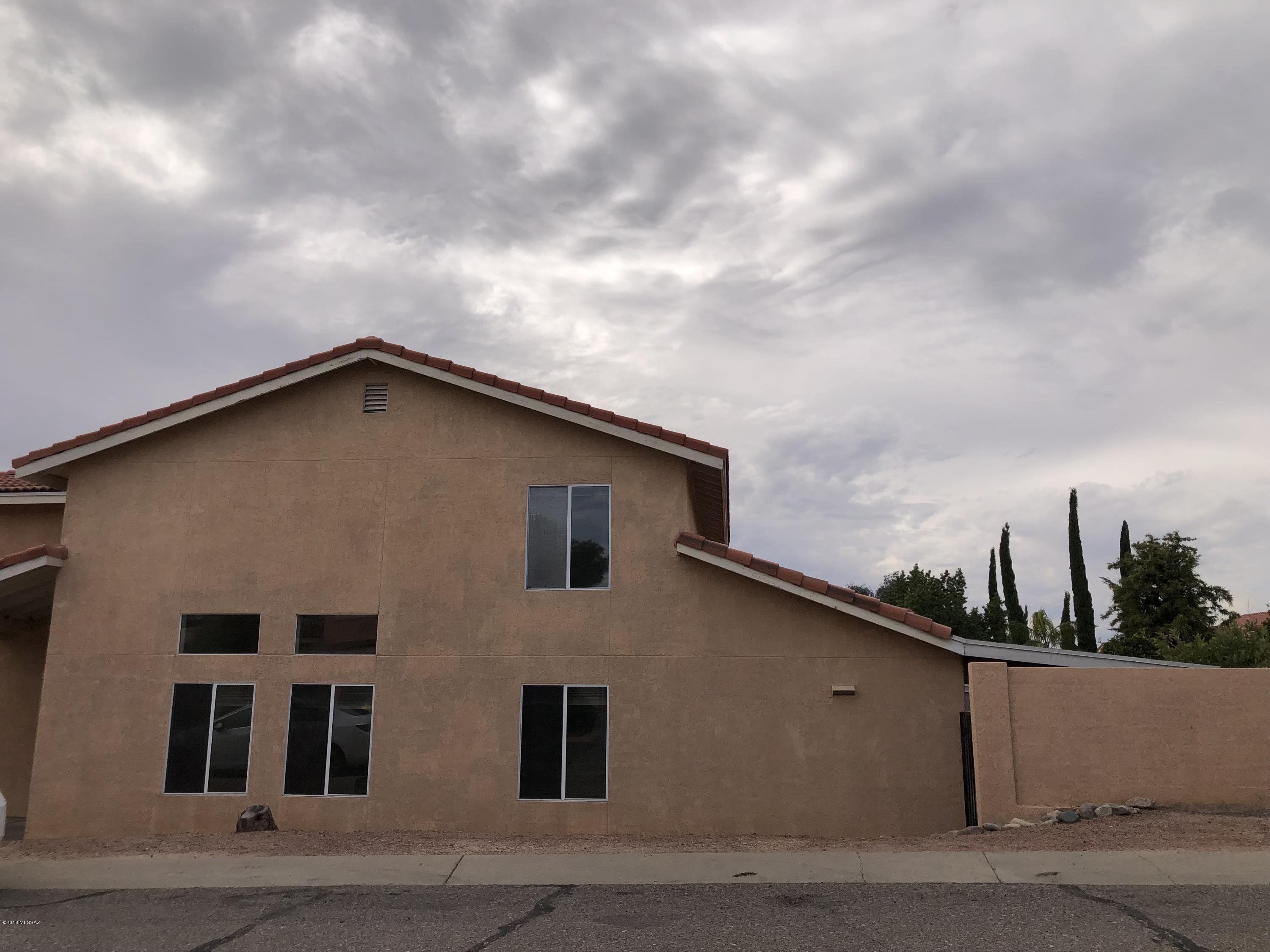 Country Highlands (1-180) - Residential