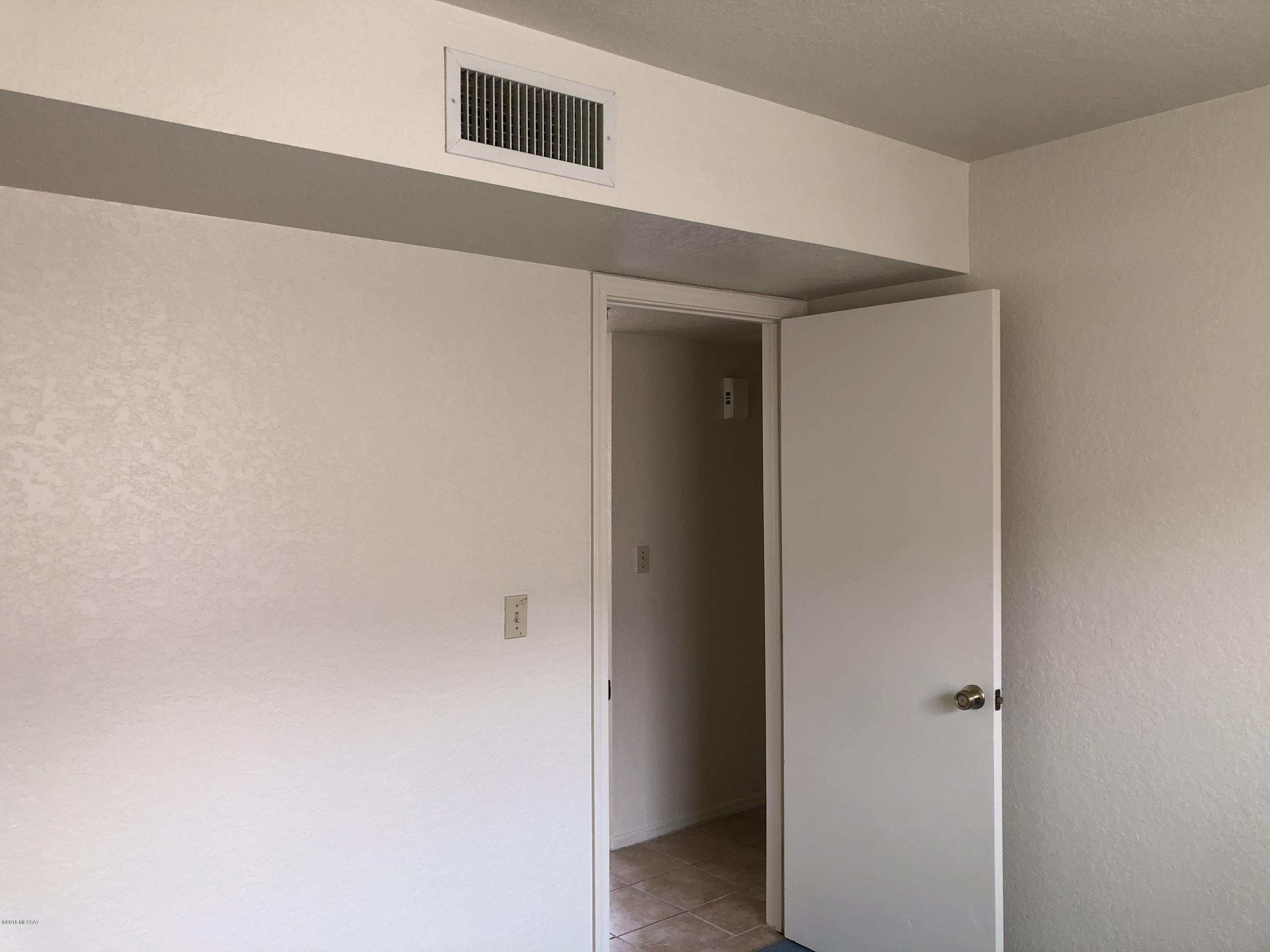 Country Highlands (1-180) - Residential