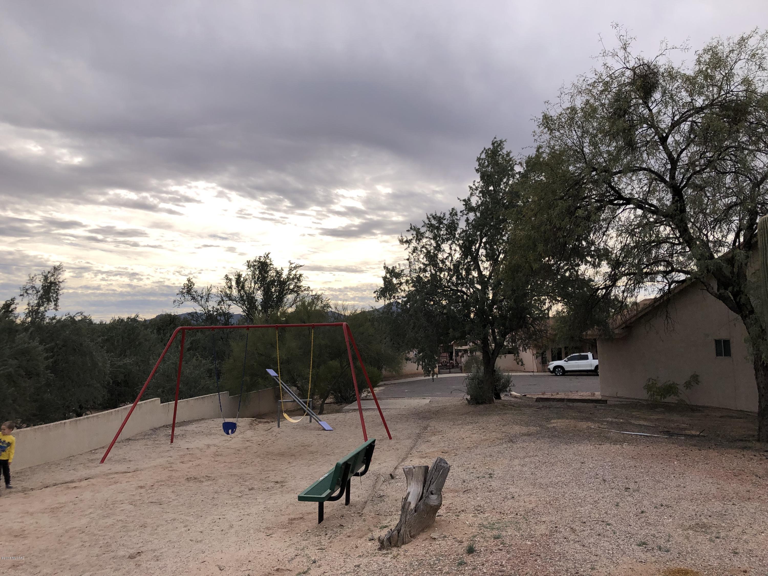 Country Highlands (1-180) - Residential