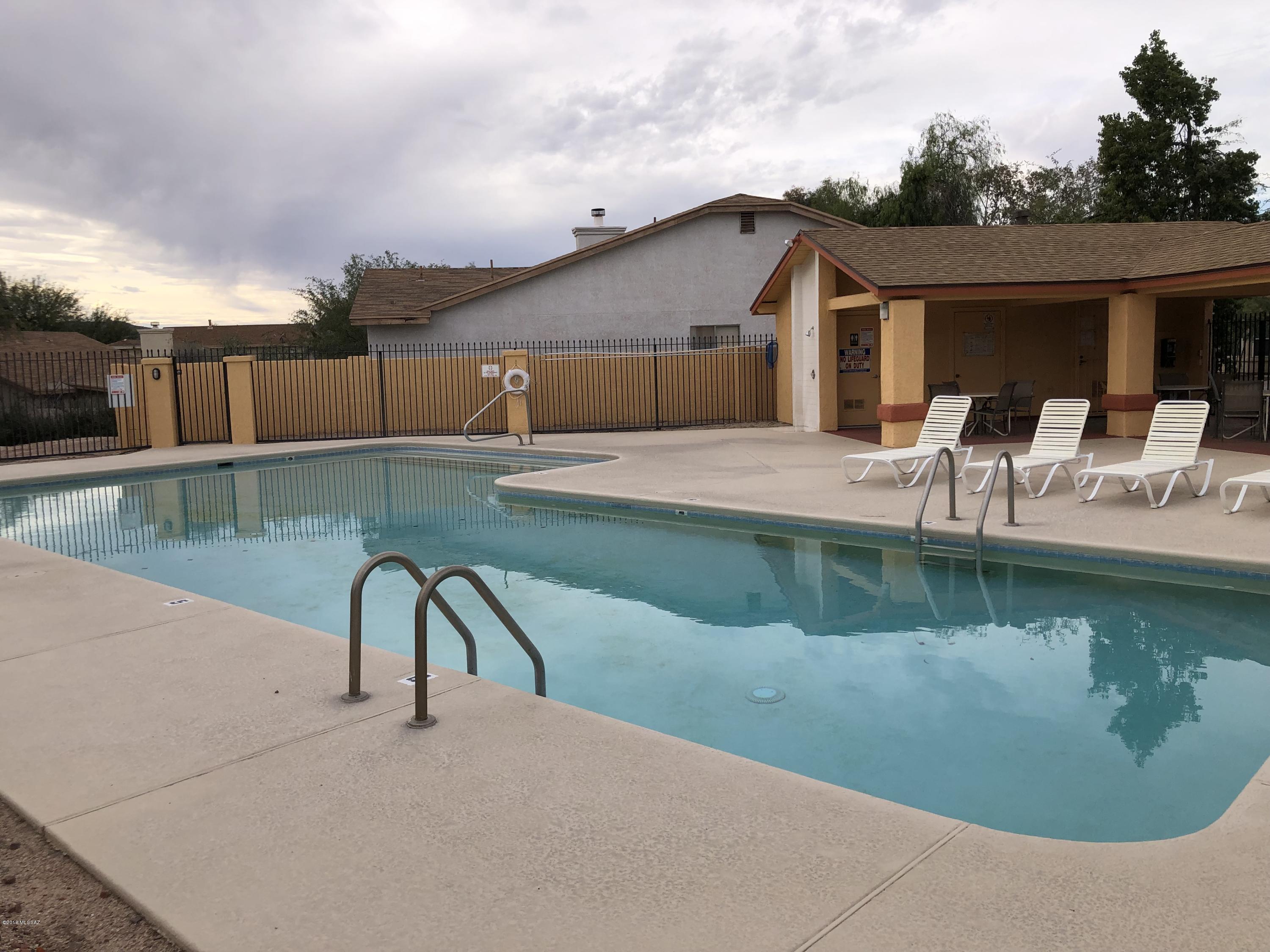 Country Highlands (1-180) - Residential
