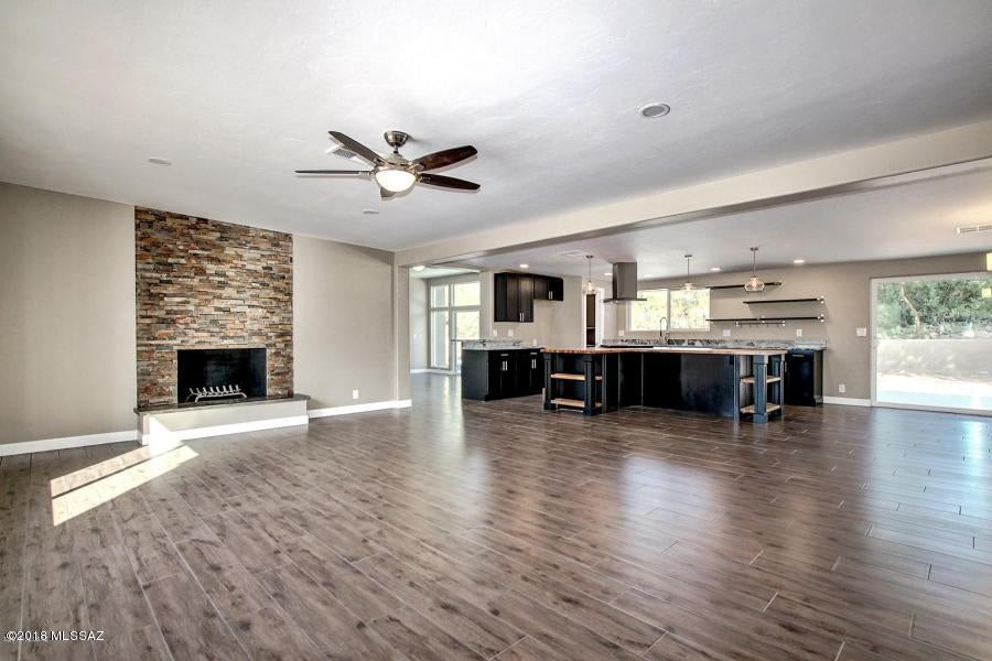 Santa Catalina Estates - Residential Lease