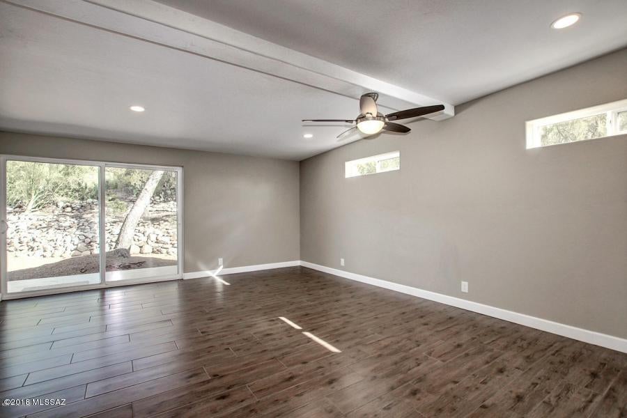 Santa Catalina Estates - Residential Lease