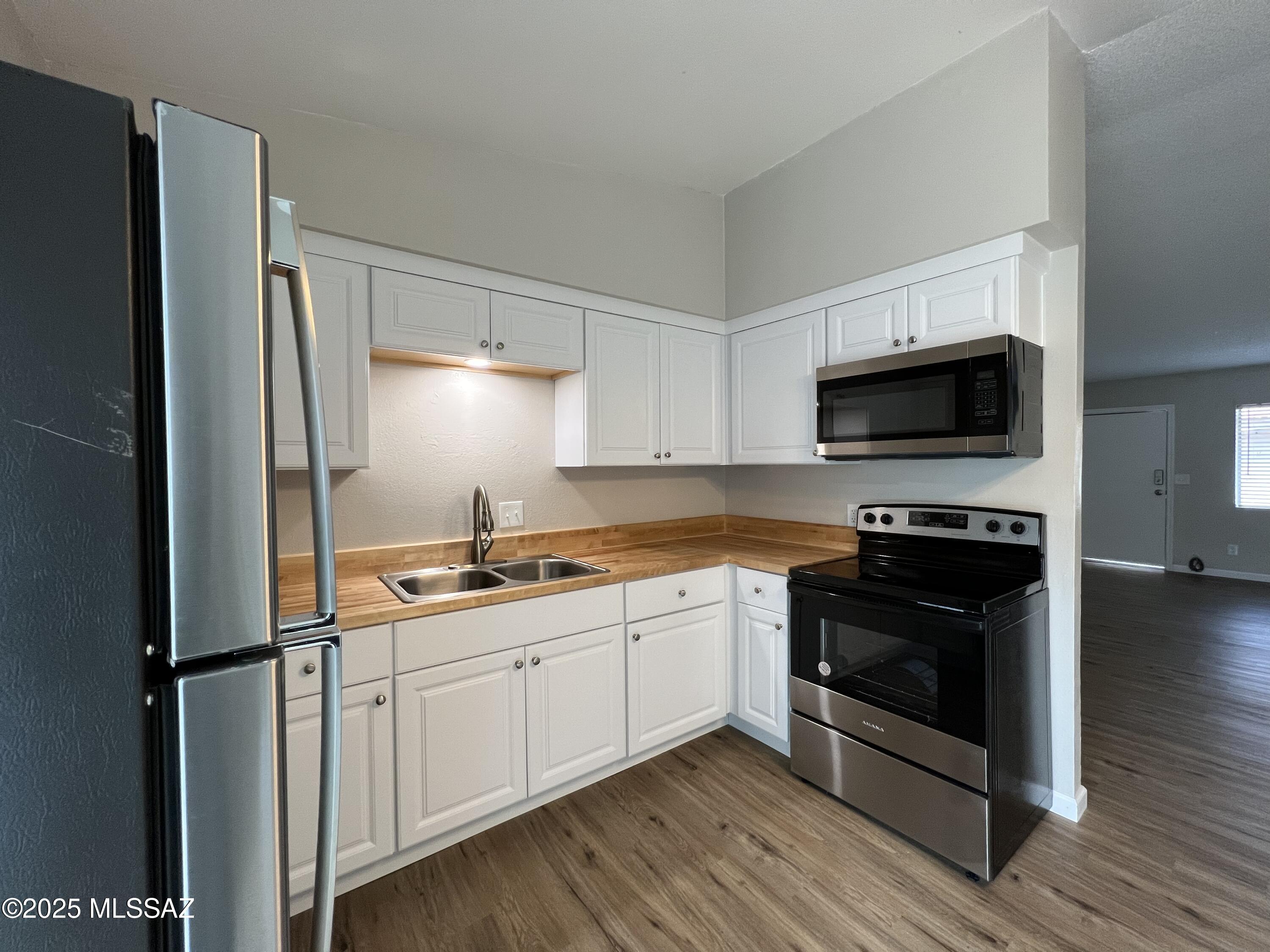 Unsubdivided - Residential Lease