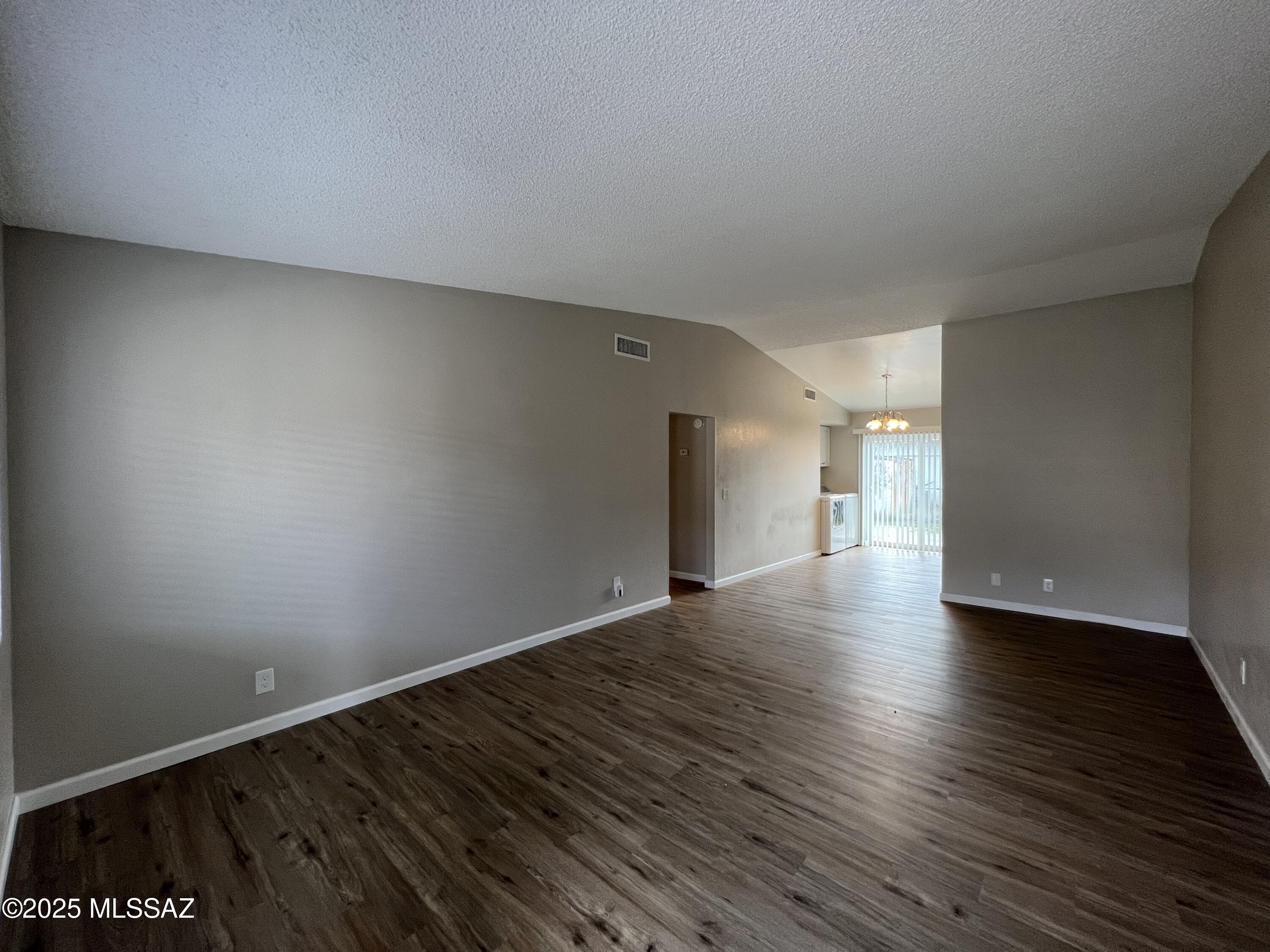 Unsubdivided - Residential Lease