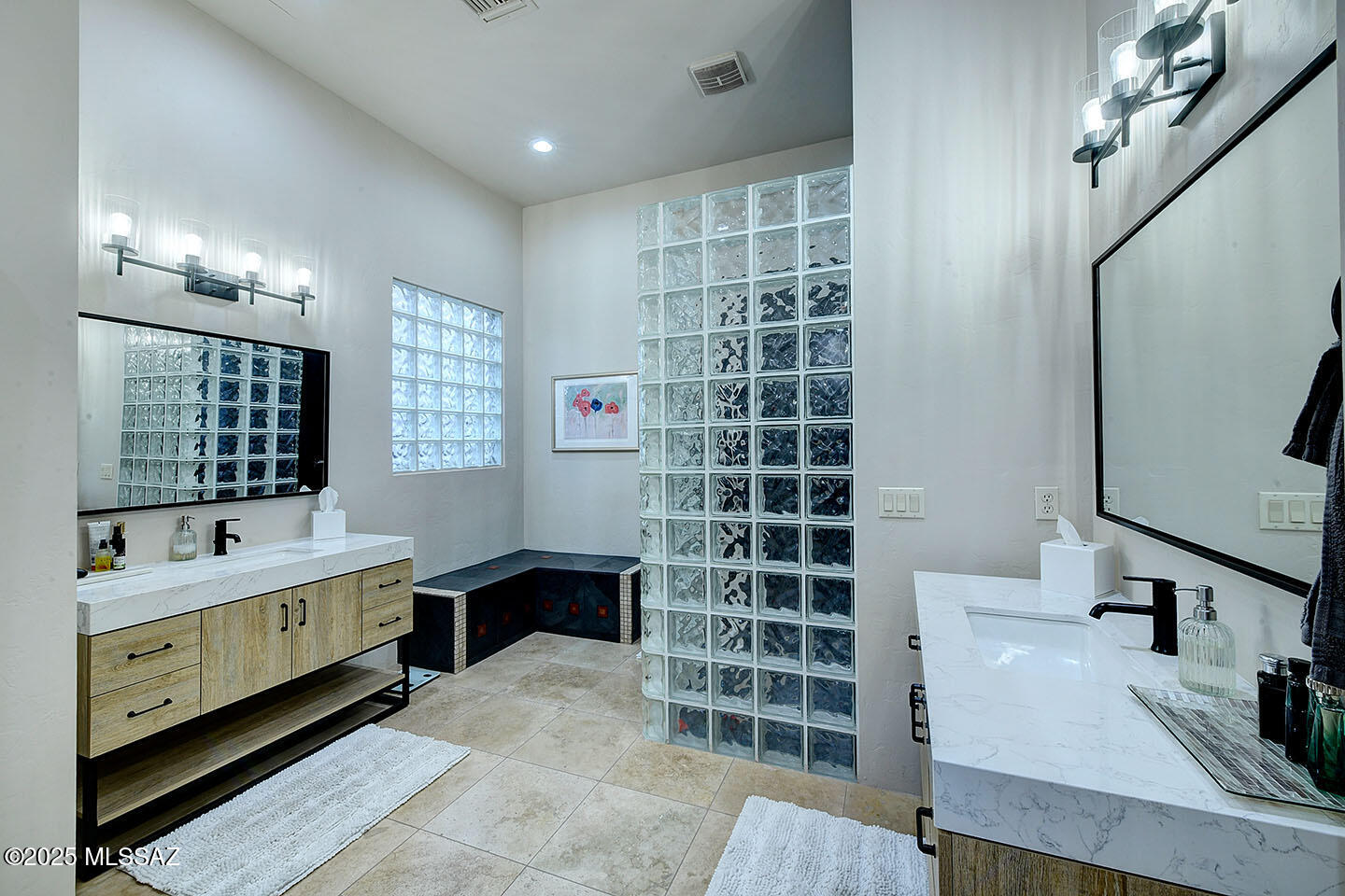 Ventana Del Rio (1-29) - Residential