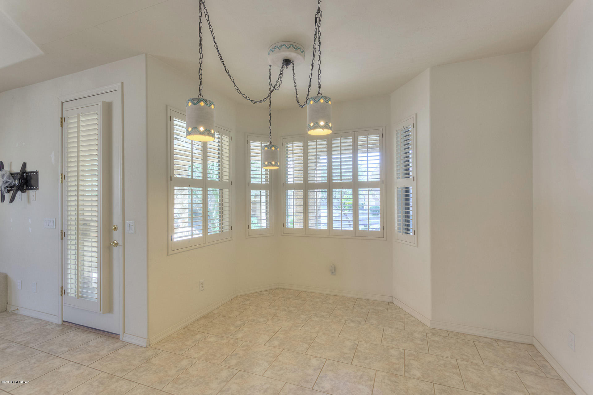 Las Campanas Village (1-111) - Residential