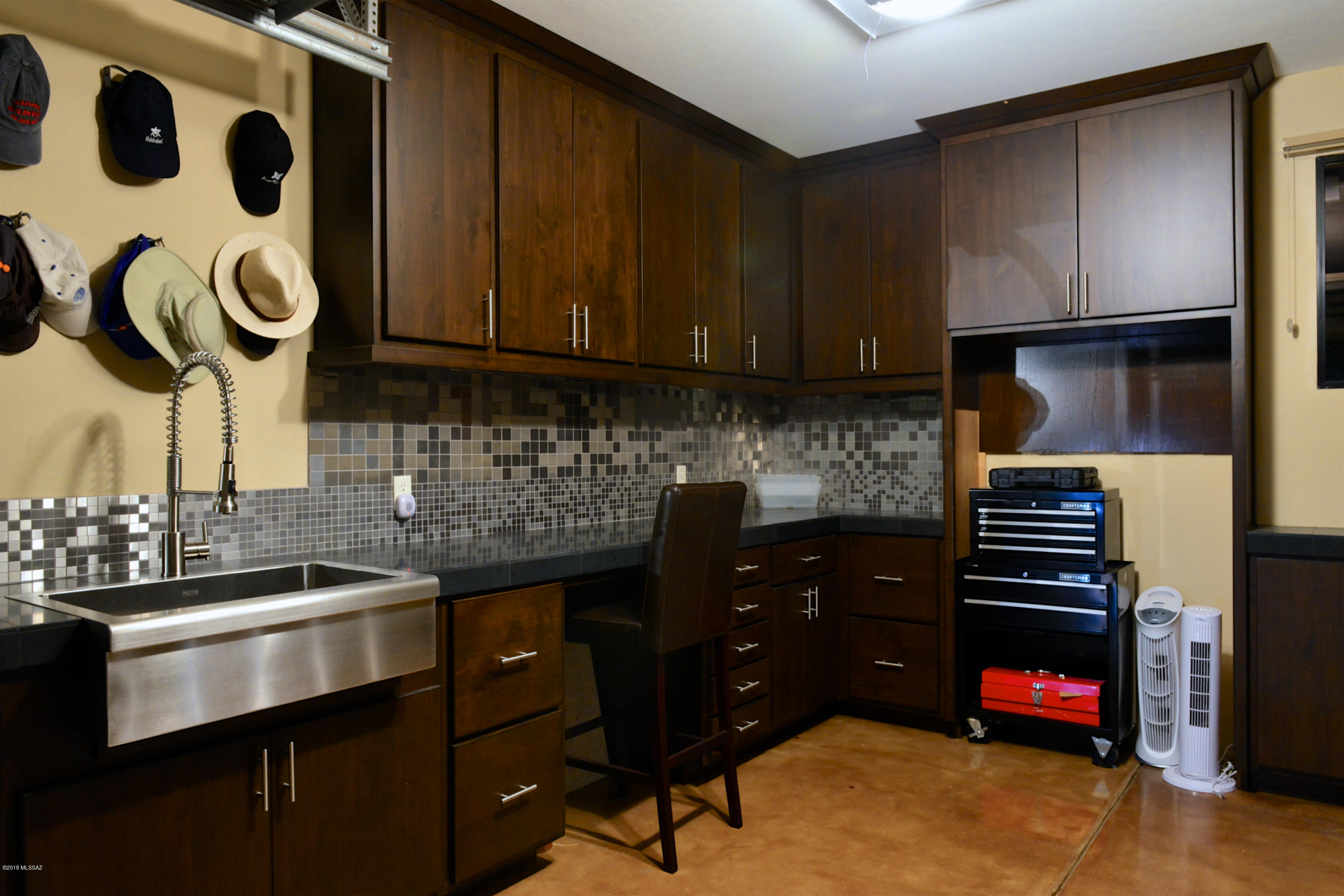 Honey Bee Ridge(The Estates At) - Residential