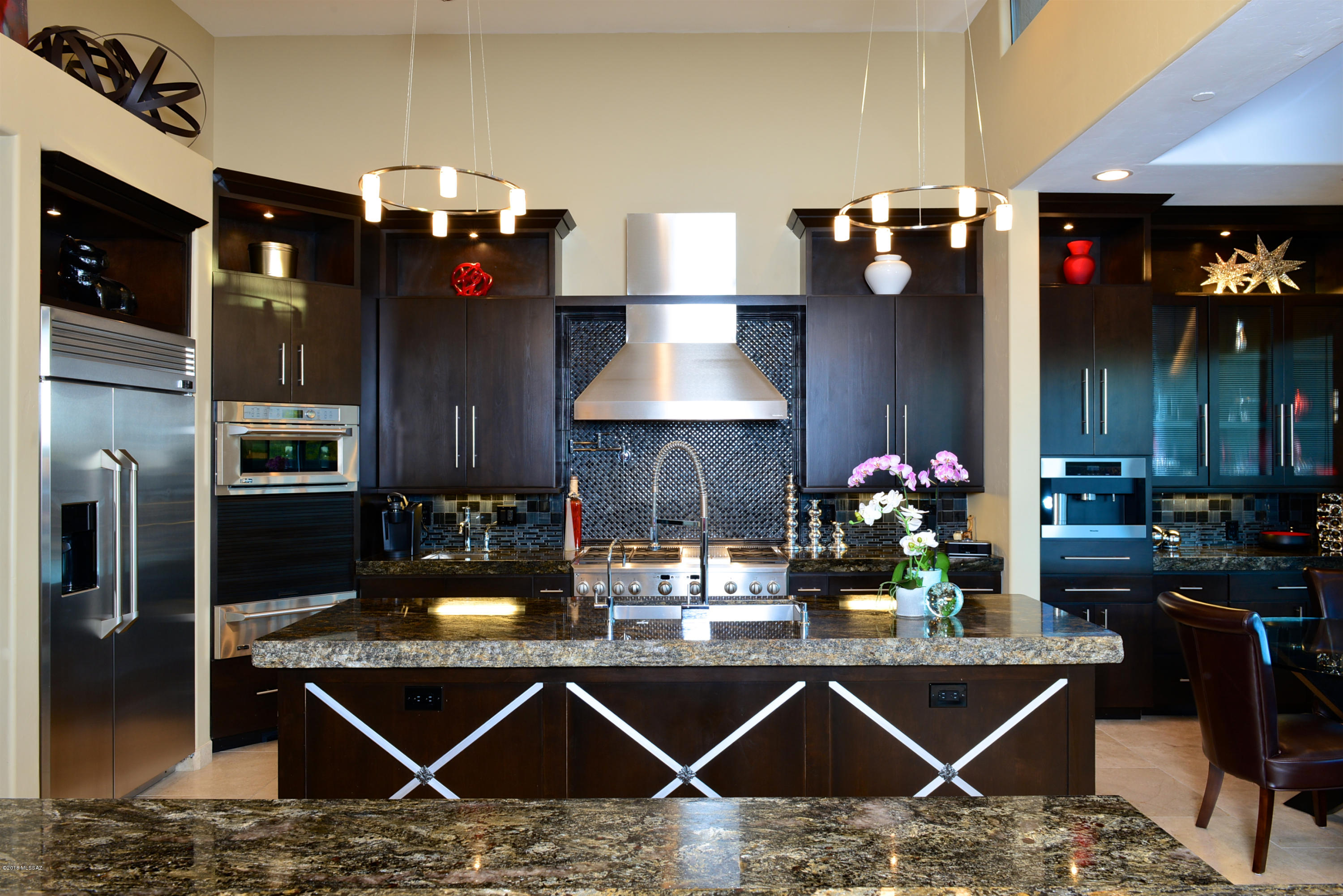 Honey Bee Ridge(The Estates At) - Residential