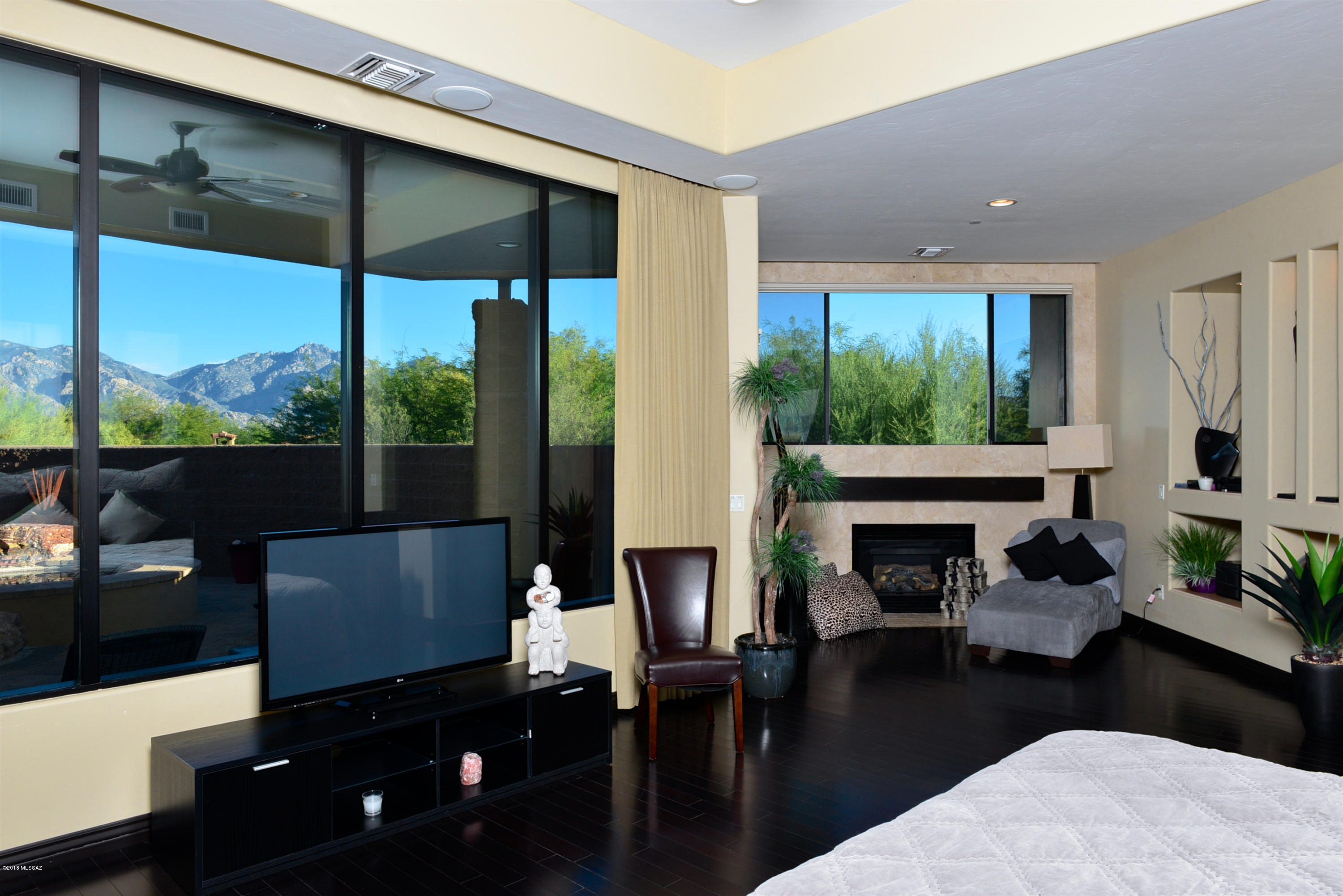 Honey Bee Ridge(The Estates At) - Residential