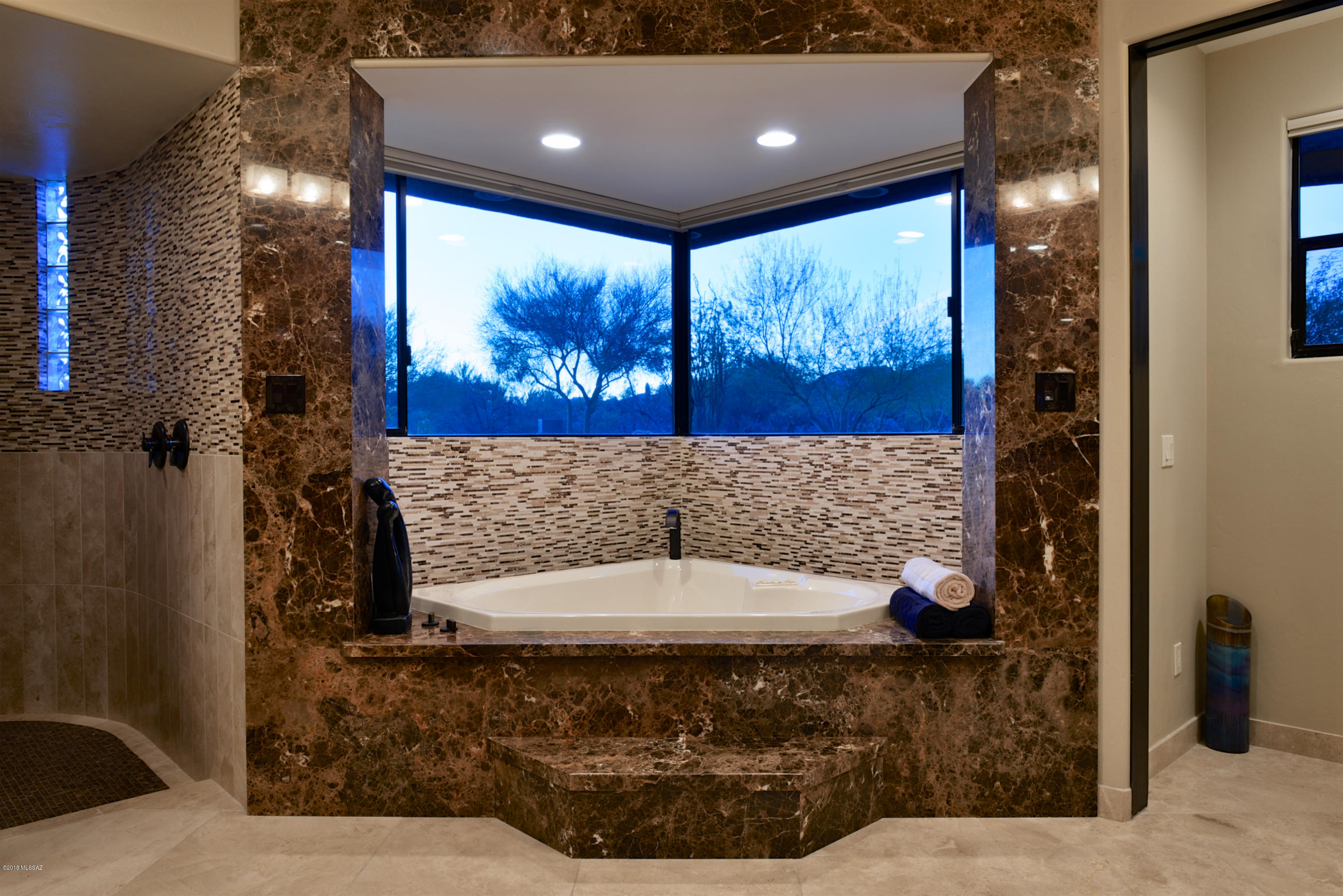 Honey Bee Ridge(The Estates At) - Residential