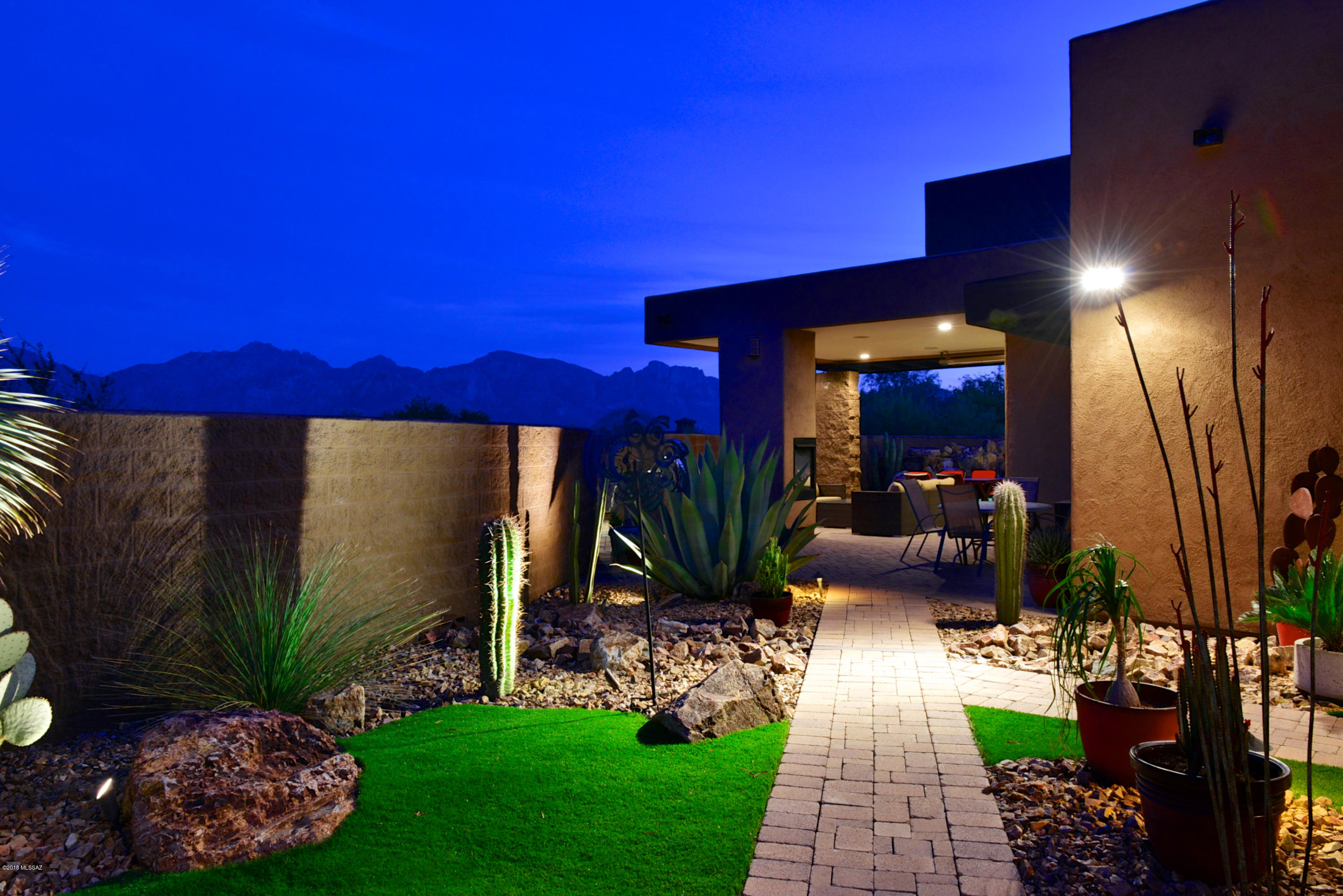 Honey Bee Ridge(The Estates At) - Residential