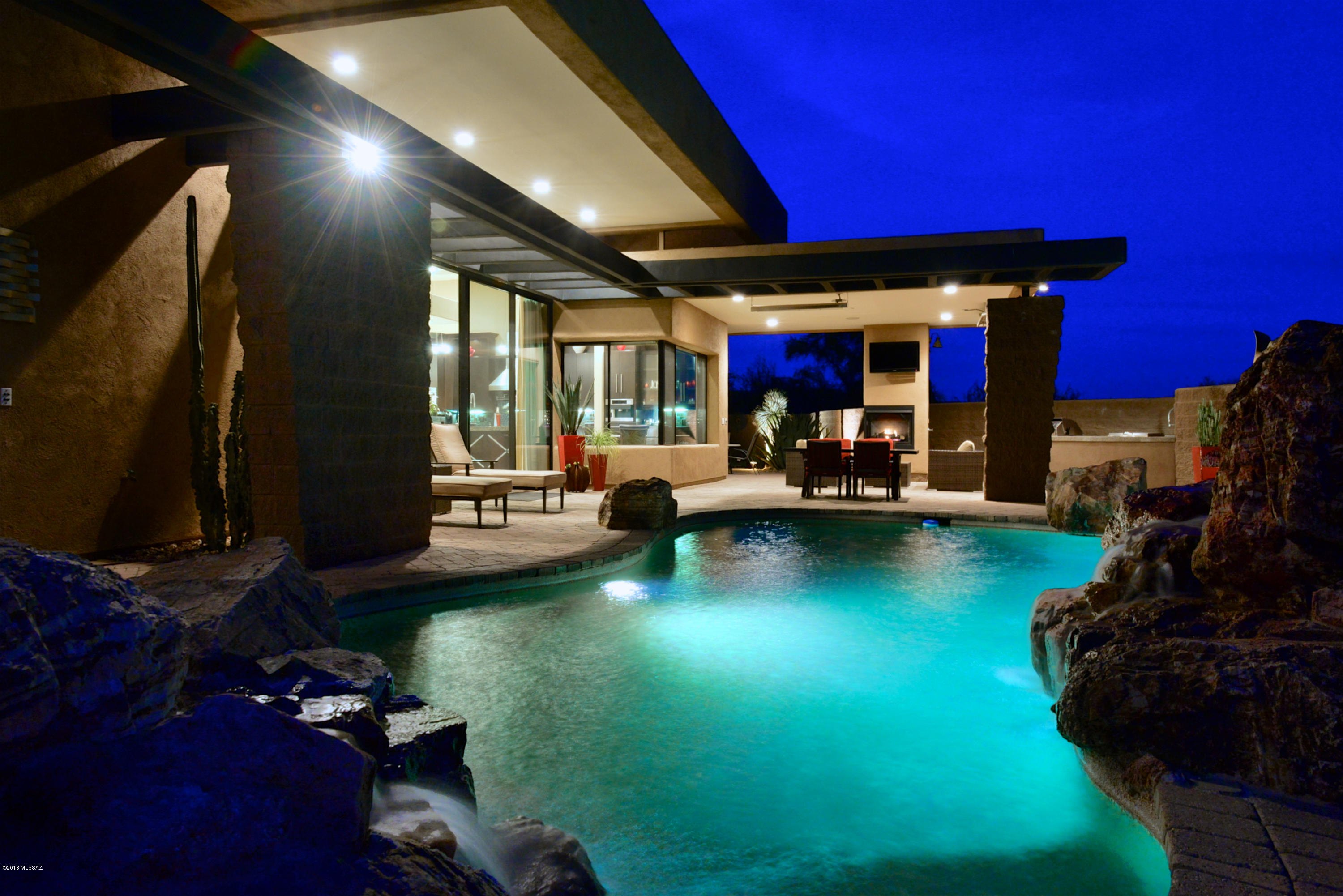 Honey Bee Ridge(The Estates At) - Residential