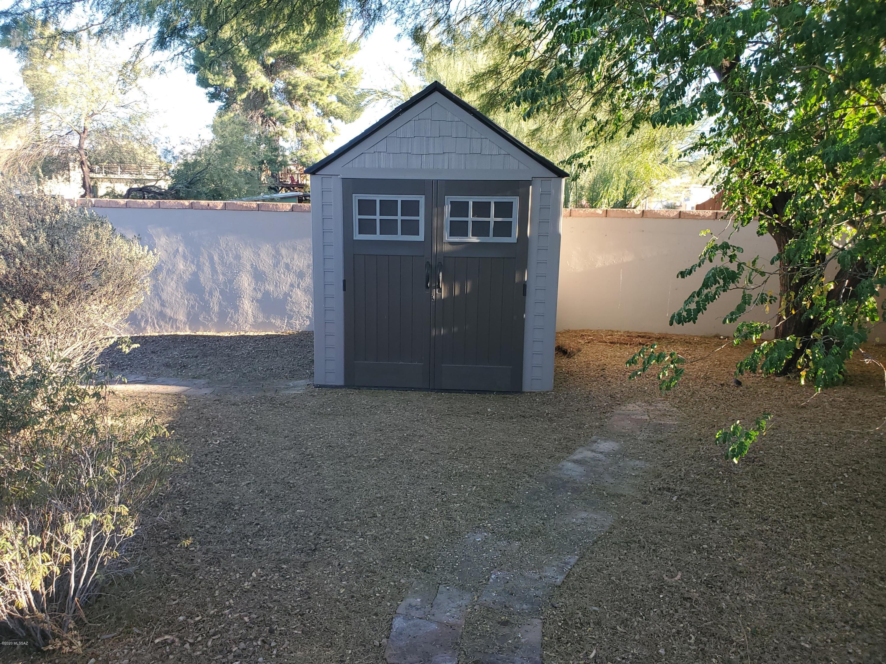 Solano Estates Unit 4 (1-98) - Residential Lease