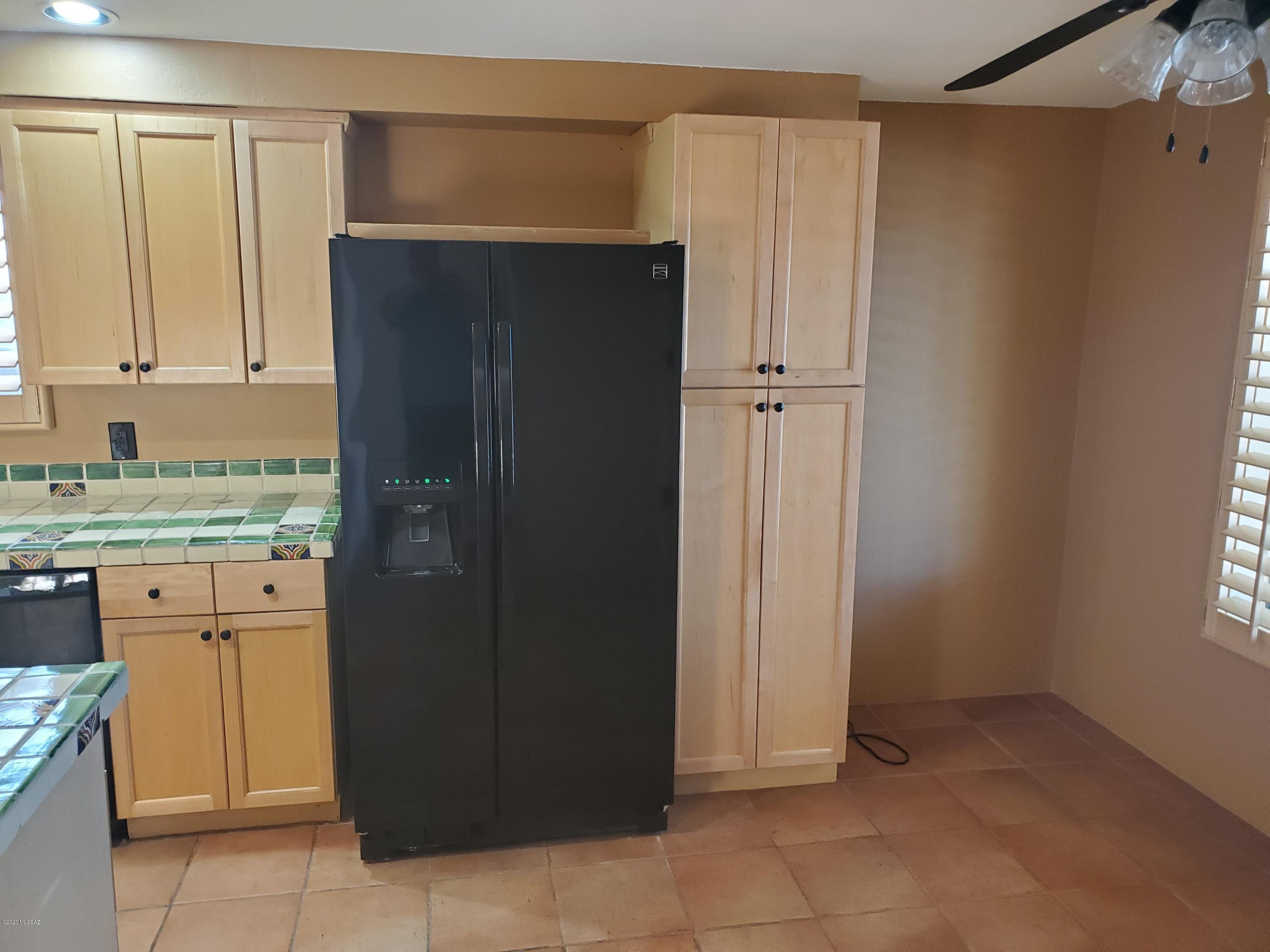 Solano Estates Unit 4 (1-98) - Residential Lease