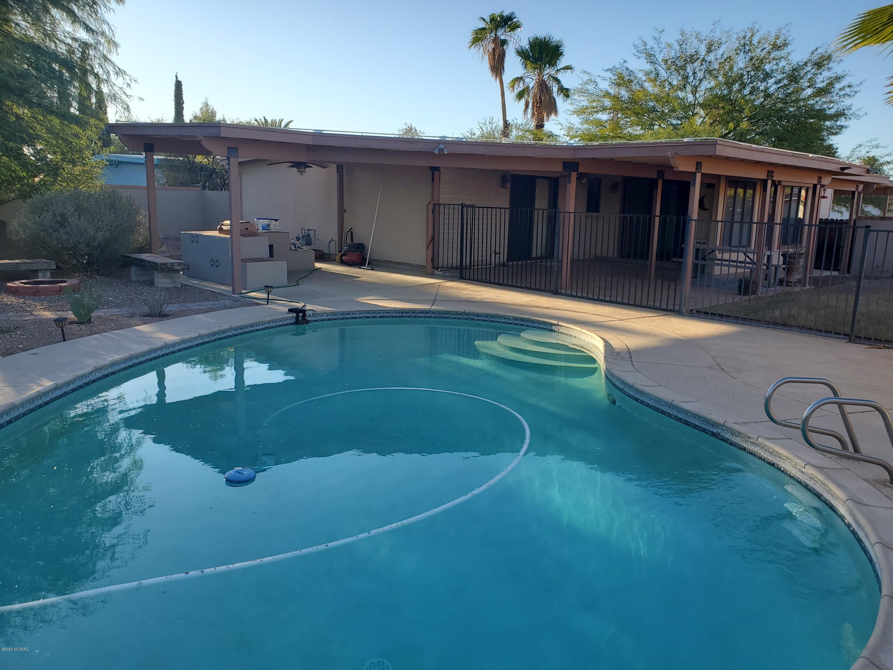 Solano Estates Unit 4 (1-98) - Residential Lease