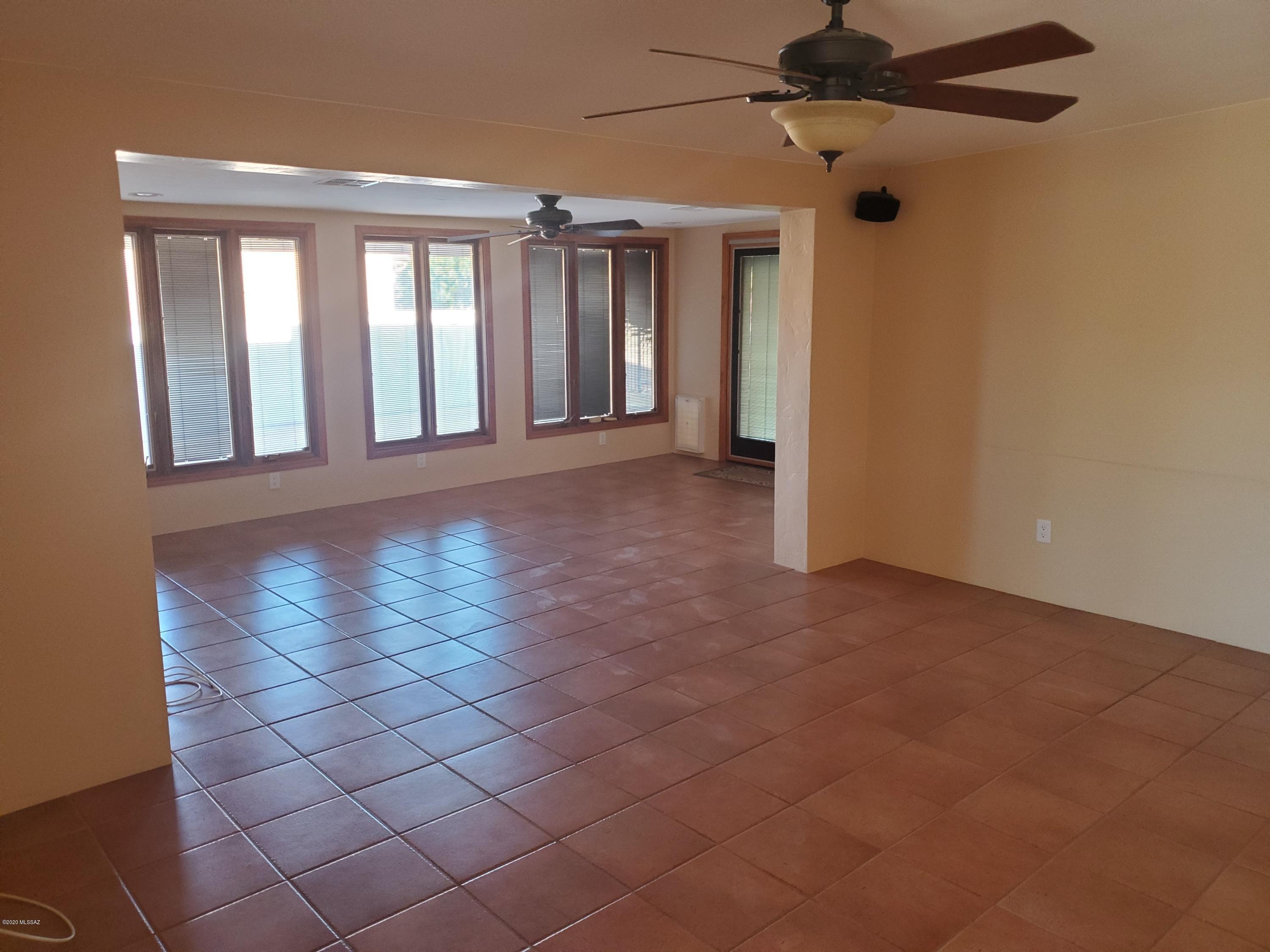Solano Estates Unit 4 (1-98) - Residential Lease