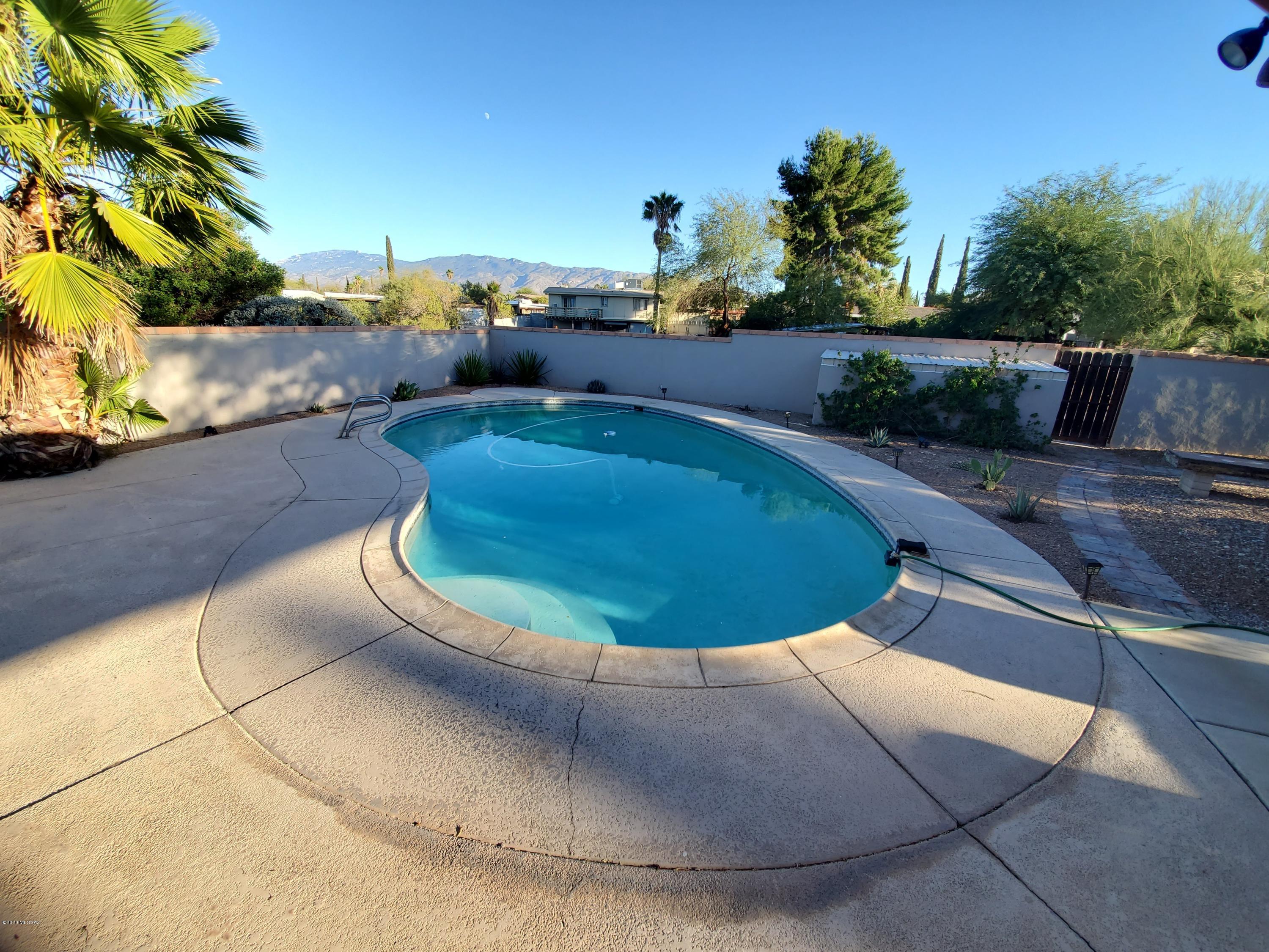 Solano Estates Unit 4 (1-98) - Residential Lease
