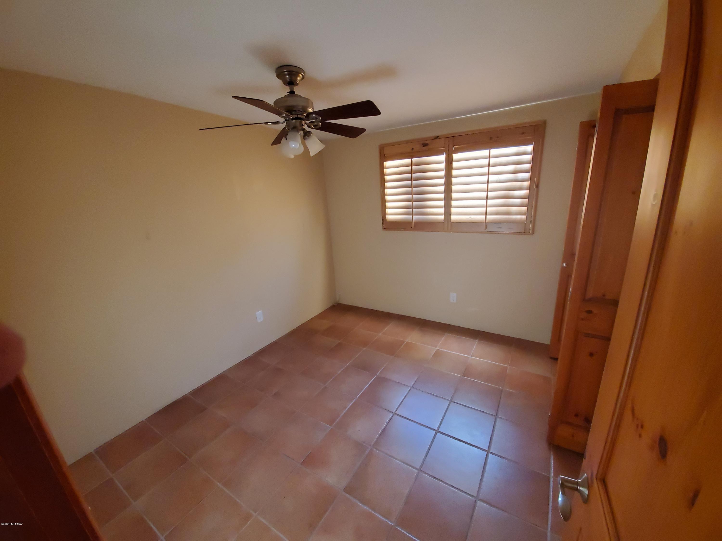 Solano Estates Unit 4 (1-98) - Residential Lease