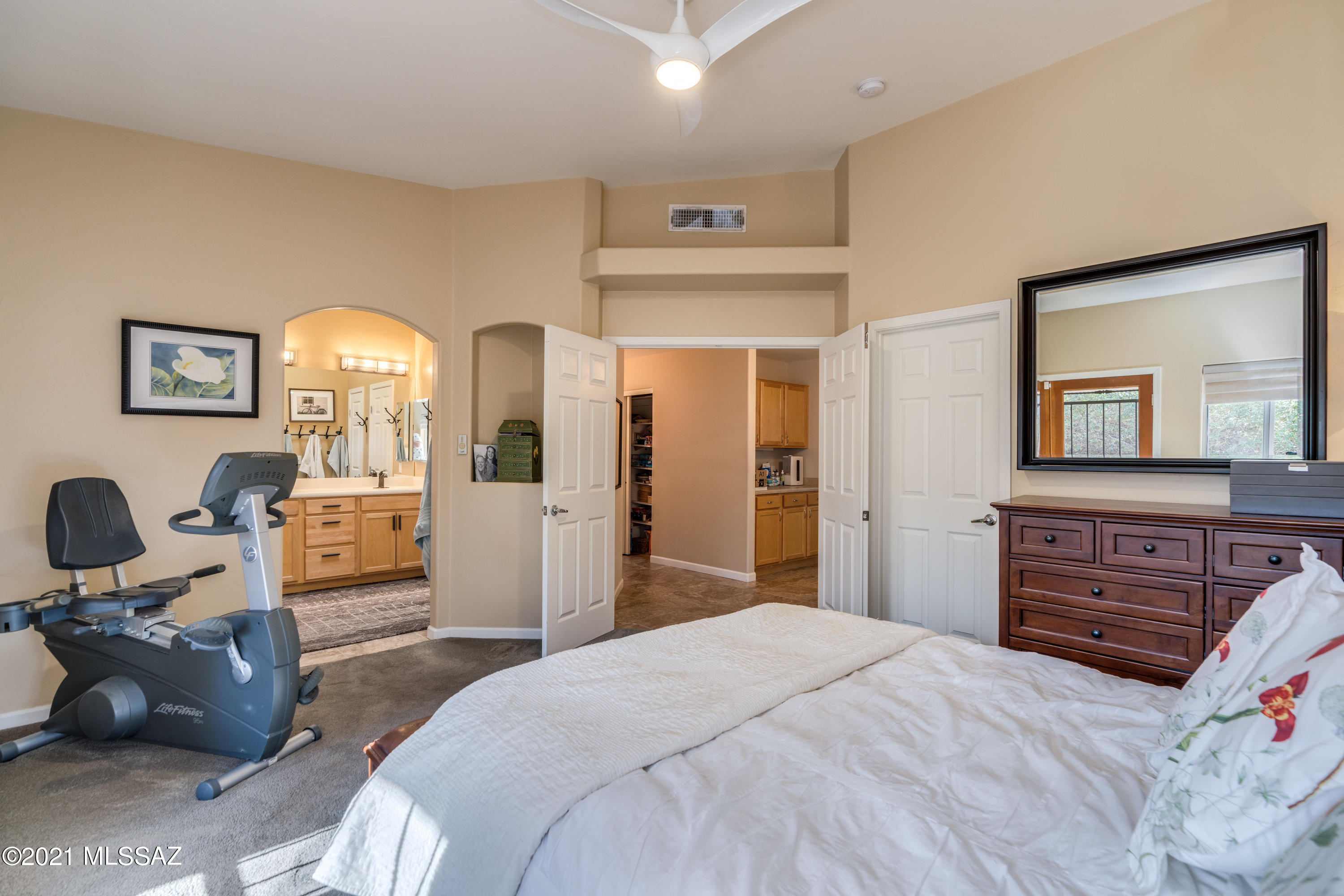 Window Rock At La Reserve - Residential