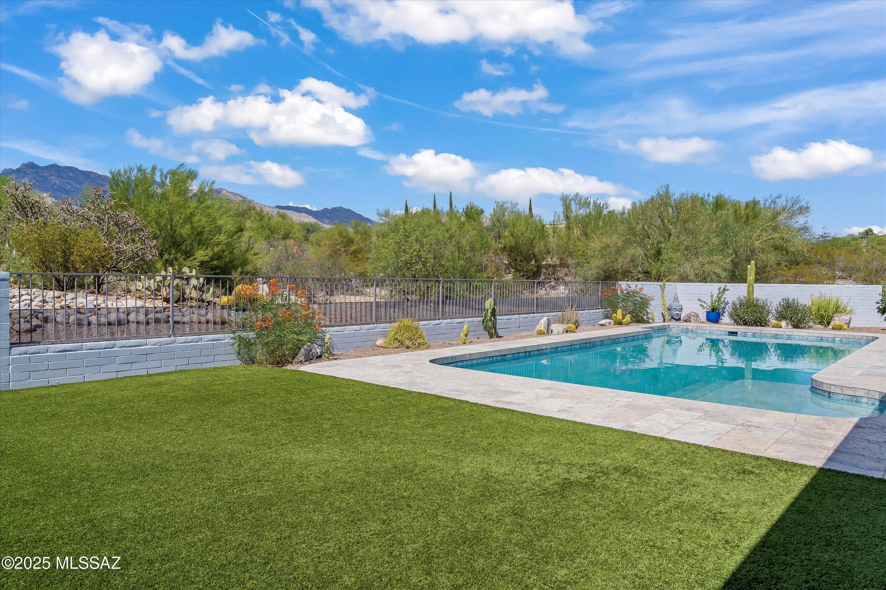 Heatherwood Hills (73-277) - Residential