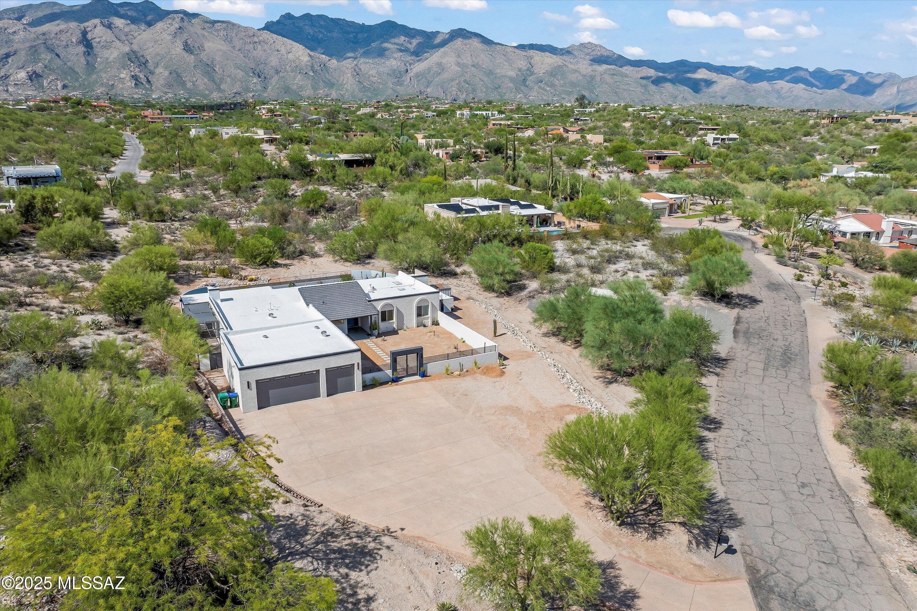 Heatherwood Hills (73-277) - Residential