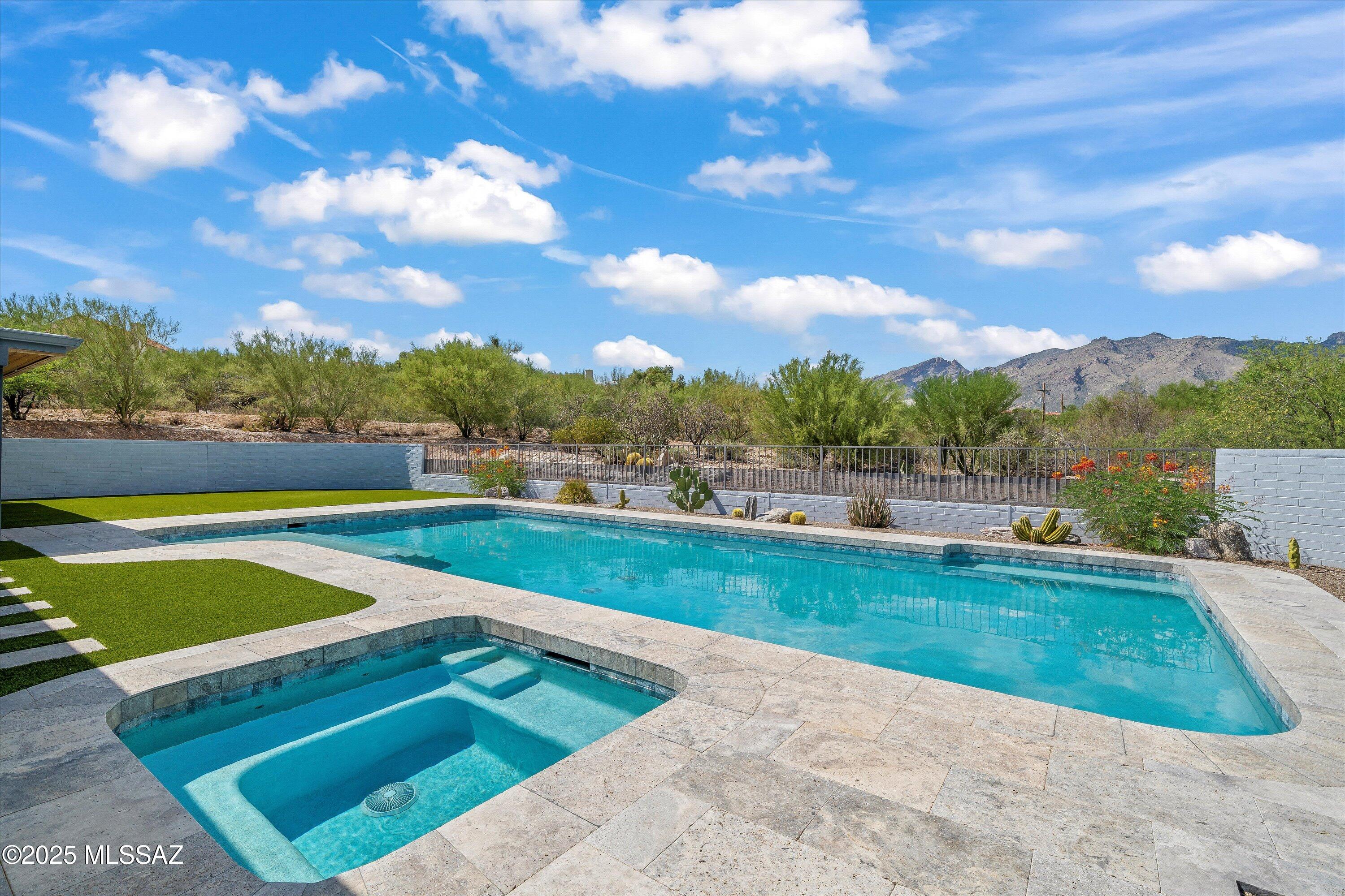 Heatherwood Hills (73-277) - Residential