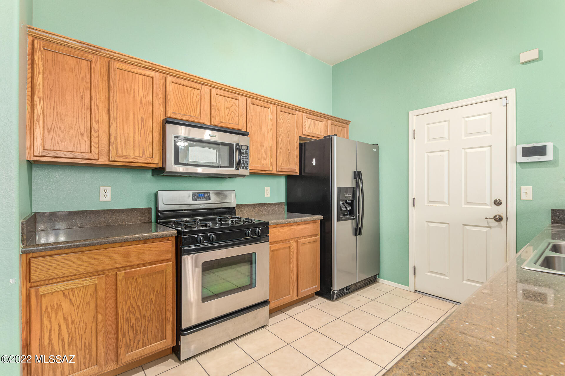 Tres Pueblos - Residential