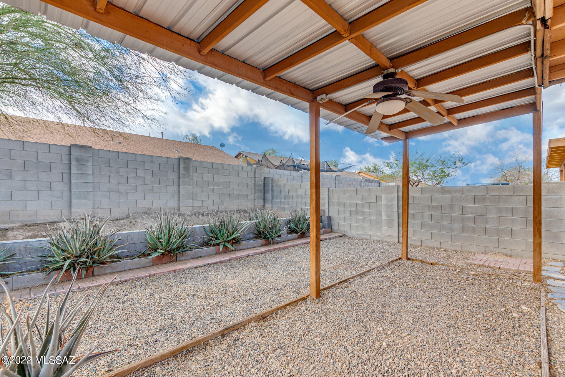 Tres Pueblos - Residential