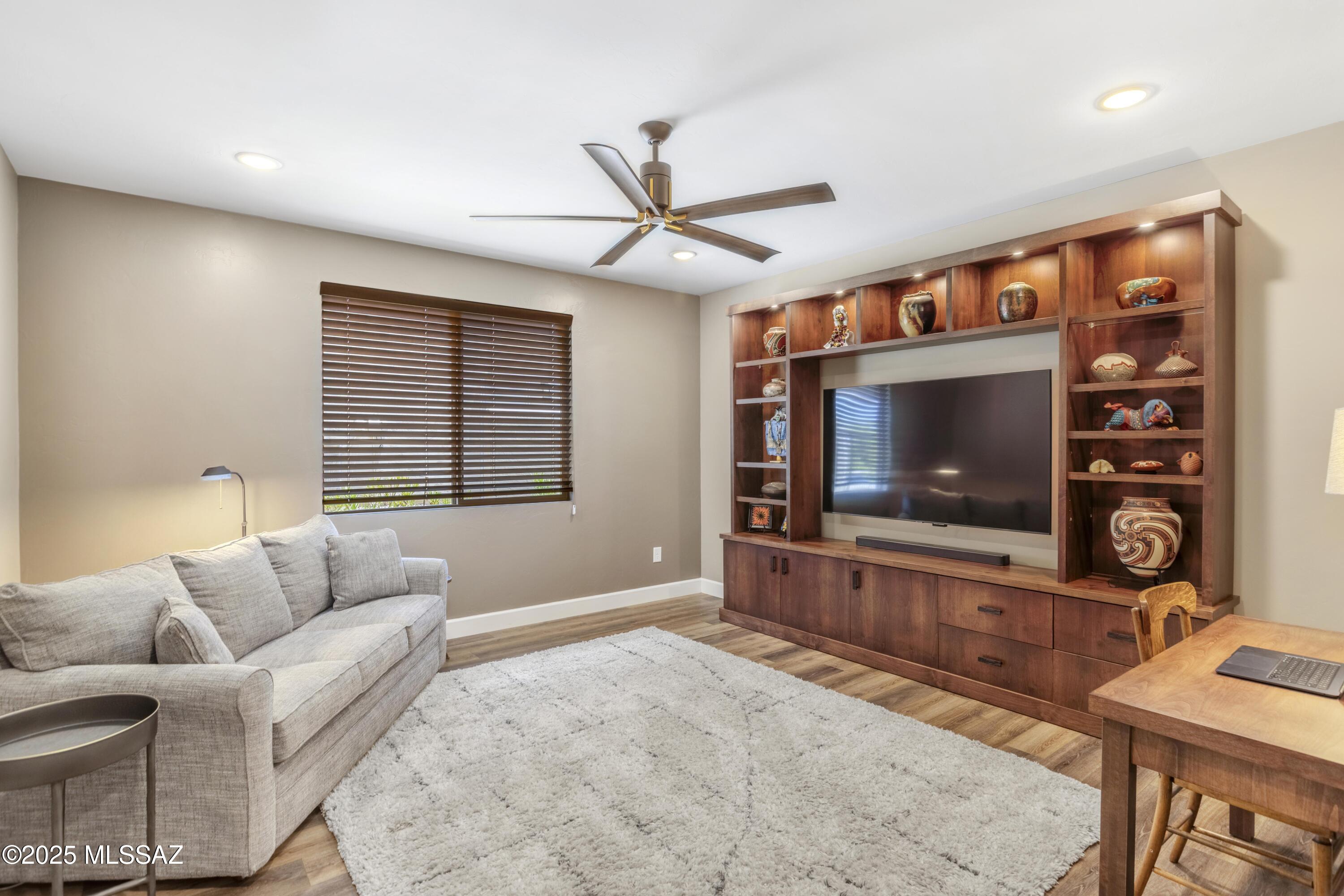 Saddlebrooke Ranch - Residential