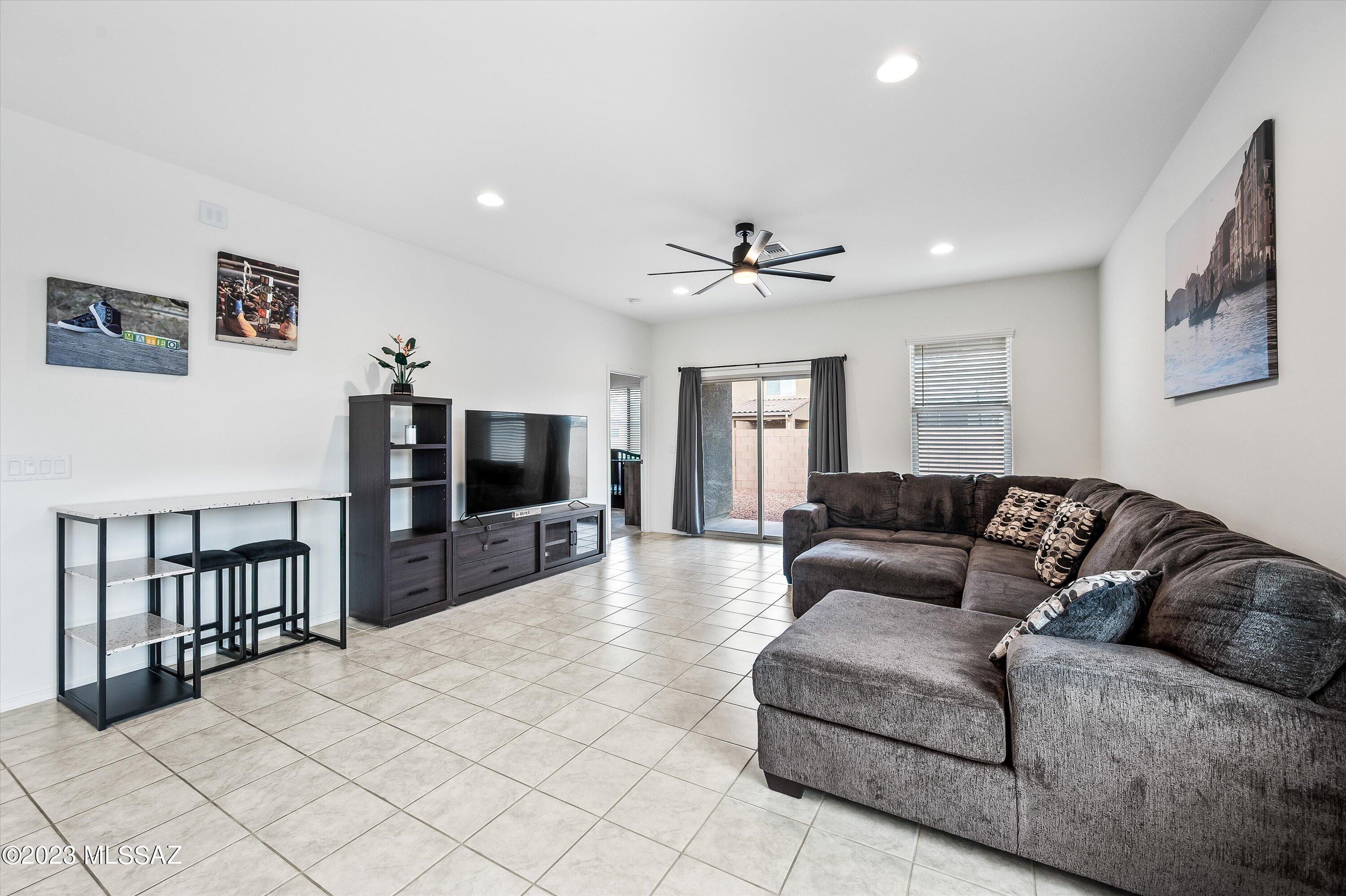 La Estancia De Tucson (1-330) - Residential